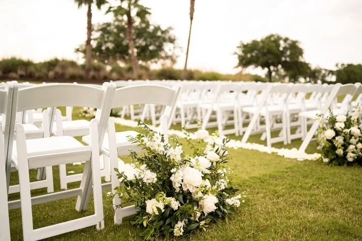 wedding-flowers-in-savannah-georgia-savannah-florist-ivory-and-beau-elopement-flowers.jpg