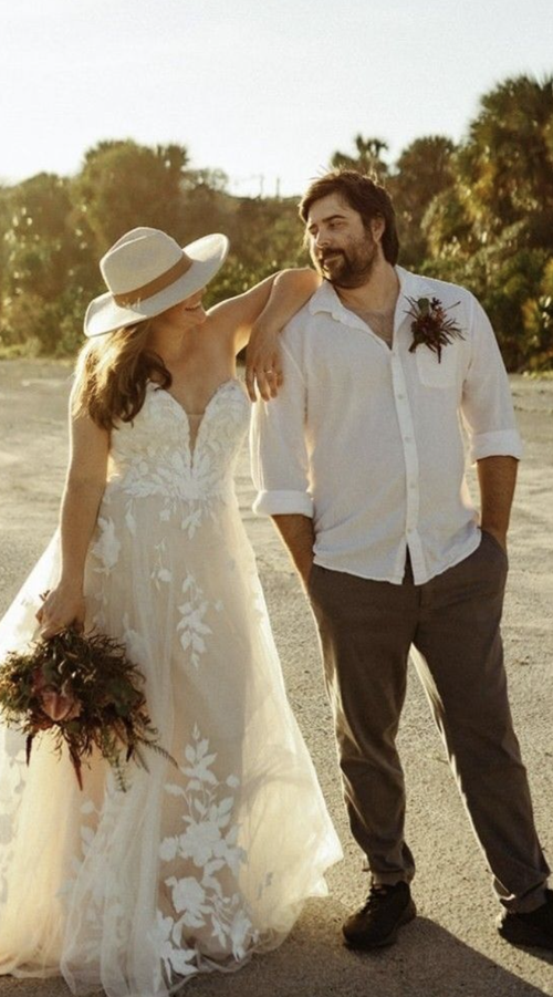 Real Ivory & Beau Brides: Wedding Dress Inspiration from Savannah's Top  Bridal Boutique  Ivory & Beau Wedding Boutique