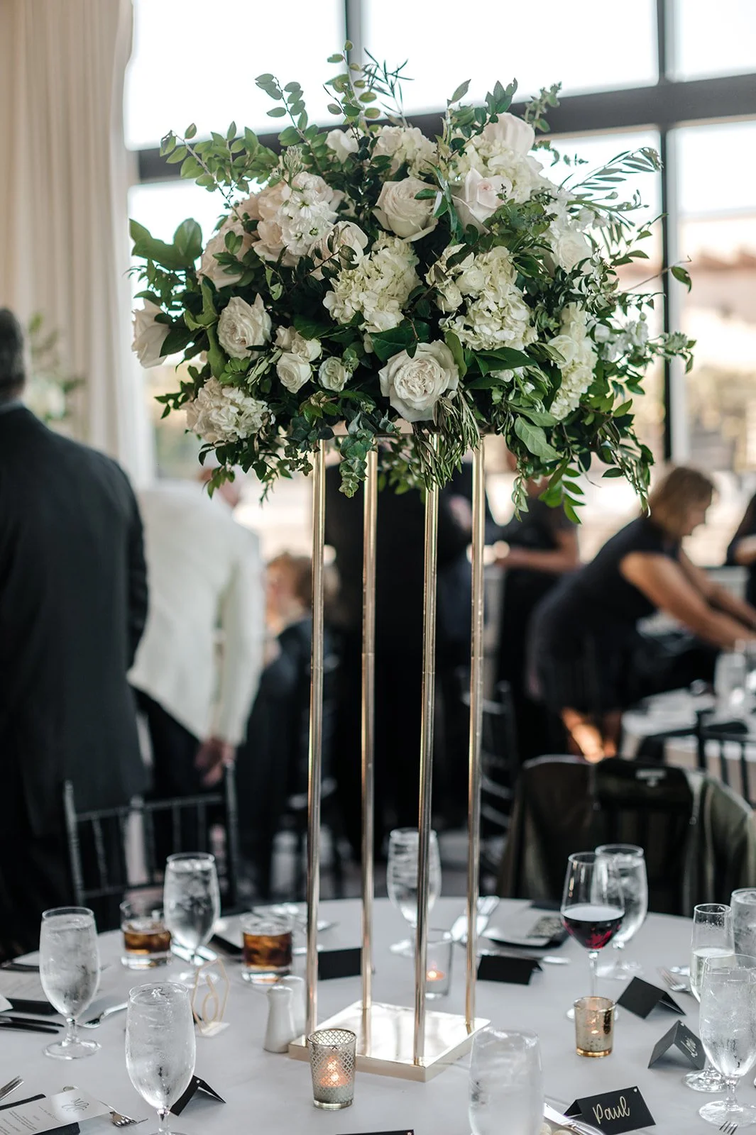 macie-banks-cam-niziliak-wedding-highway-xm-sirius-radio-host-wedding-to-nfl-player-perry-lane-hotel-ivory-and-beau-savannah-florist-savannah-wedding-flowers-tall-centerpieces.jpg