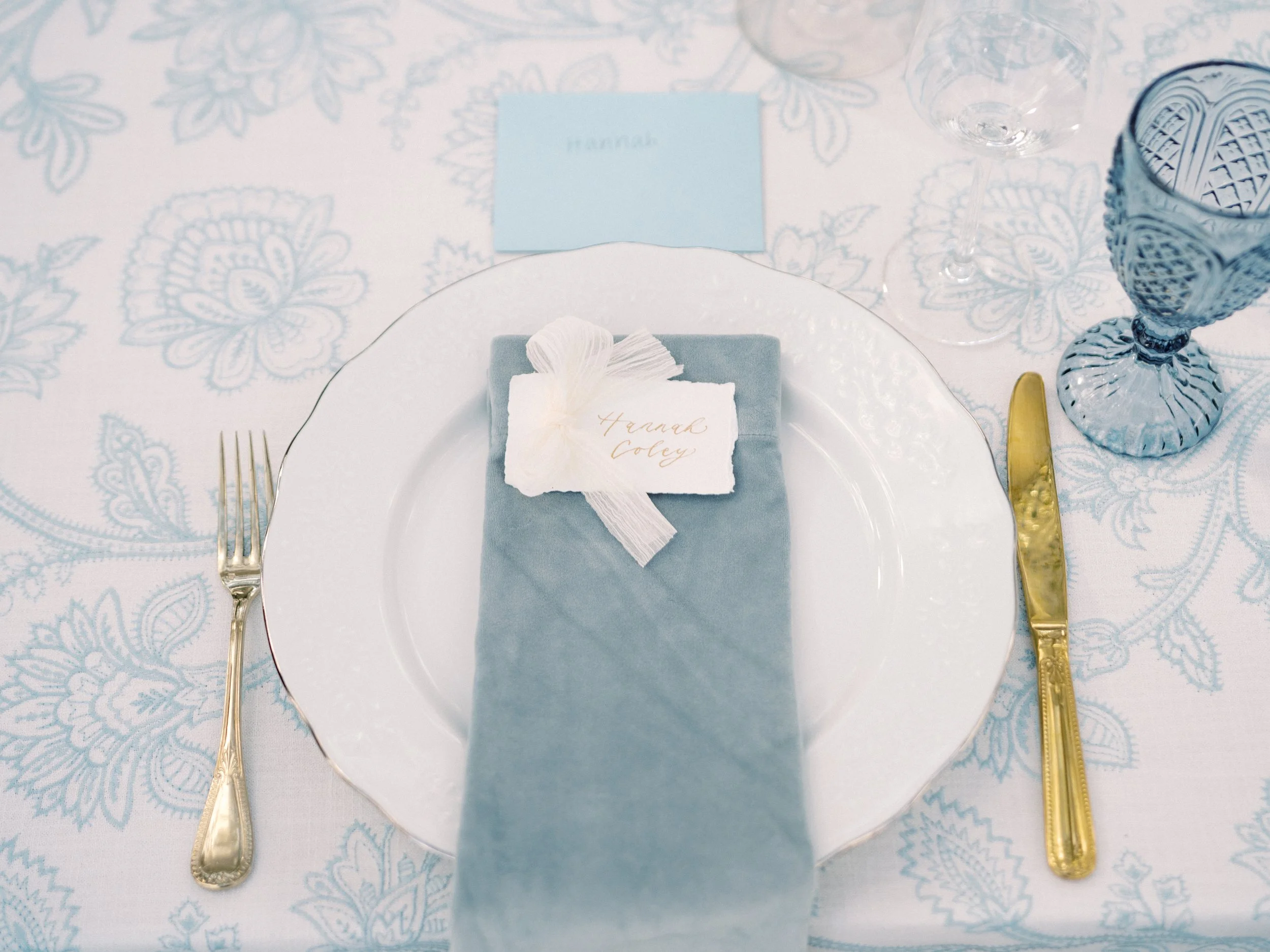 blue-wedding-decor-coastal-wedding-ceremony-reception.jpg