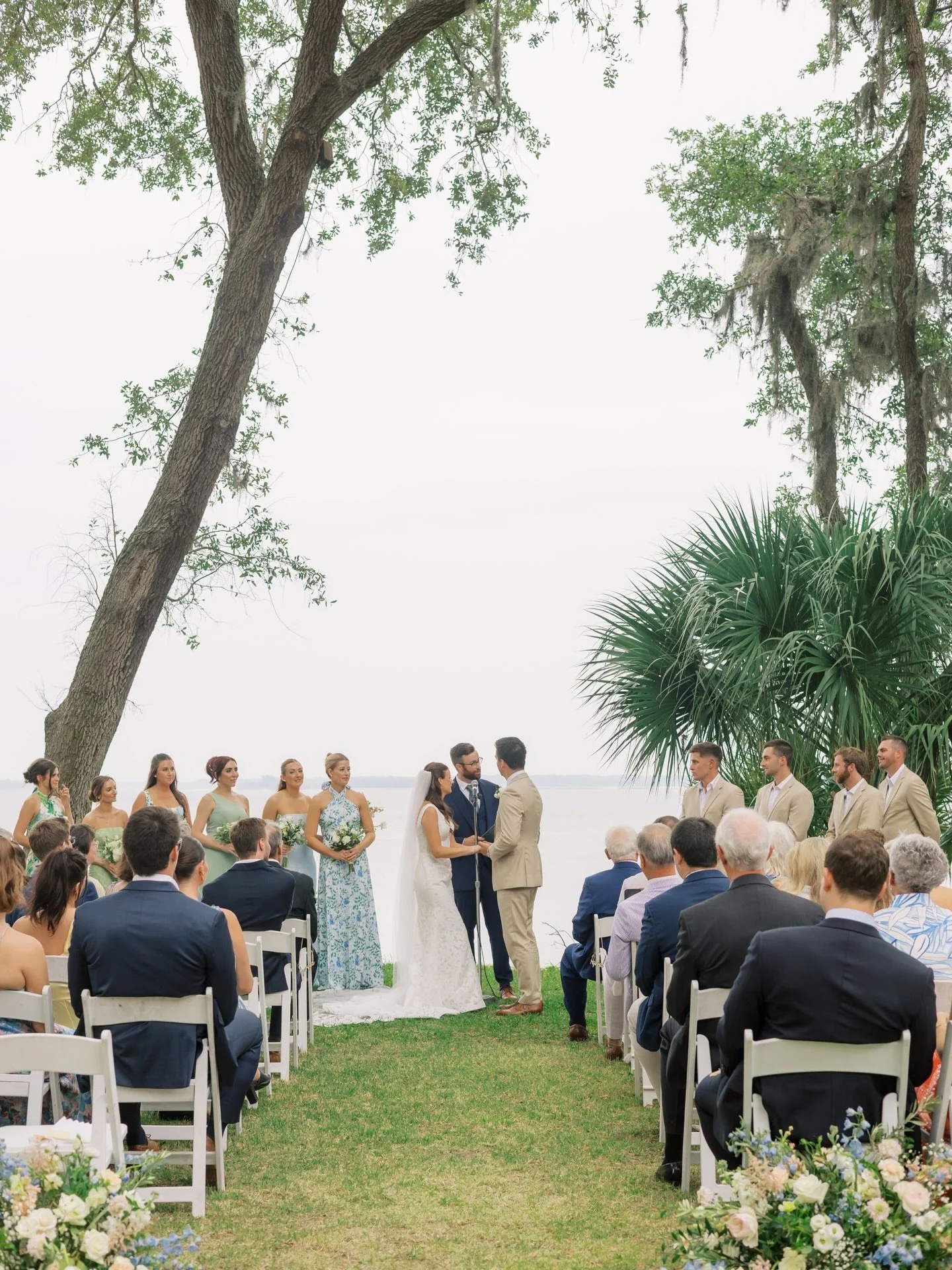 If you&rsquo;ve been dreaming of a wedding day that feels like a quiet escape yet still has every breathtaking detail, Haig Point might be your perfect match! 🌊✨ From the peaceful ferry ride to the iconic lighthouse and stunning ocean views, everyth