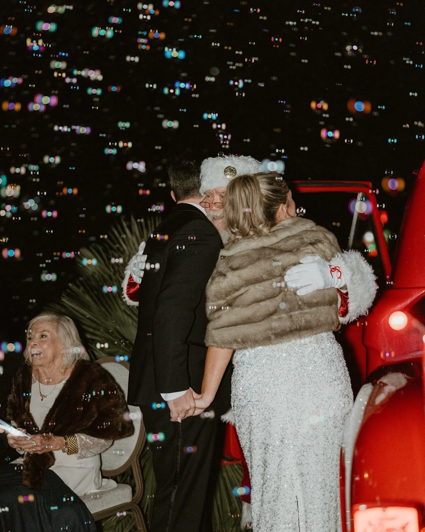 When Santa helps you pull off the perfect exit to your December wedding!🎅✨

Venue: @jekyllclub 
Photographer: @mariettegphotography 
Ceremony Dress &amp; Florals: @ivoryandbeau 
Bride: @katie.a.ballinger 

#merrychristmas❤️ #christmaswedding