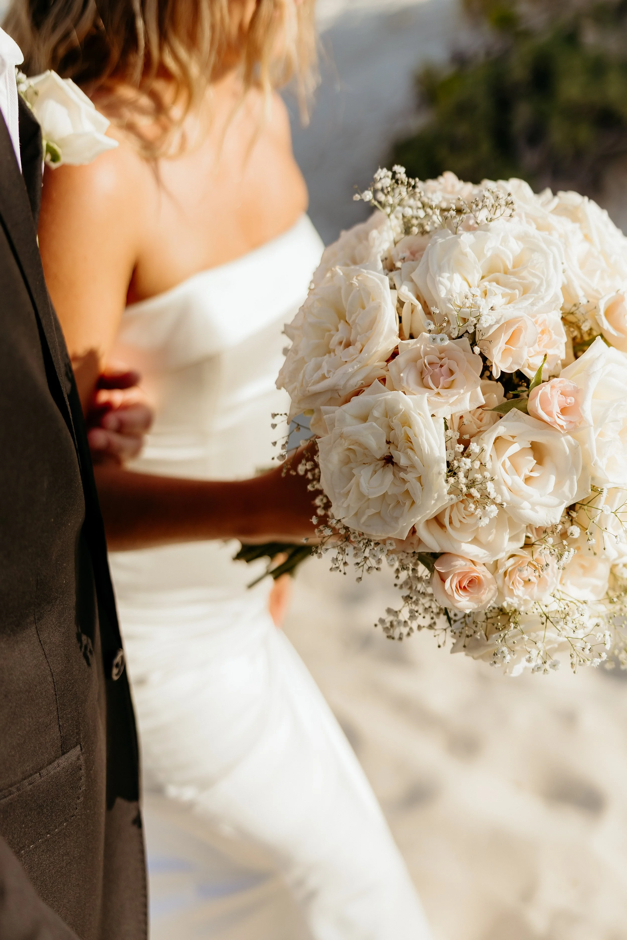 white-blush-babies-breath-and-rose-bouquet-cancun-mexico-destination-wedding-inspiration-southern-bridal-boutique.jpg