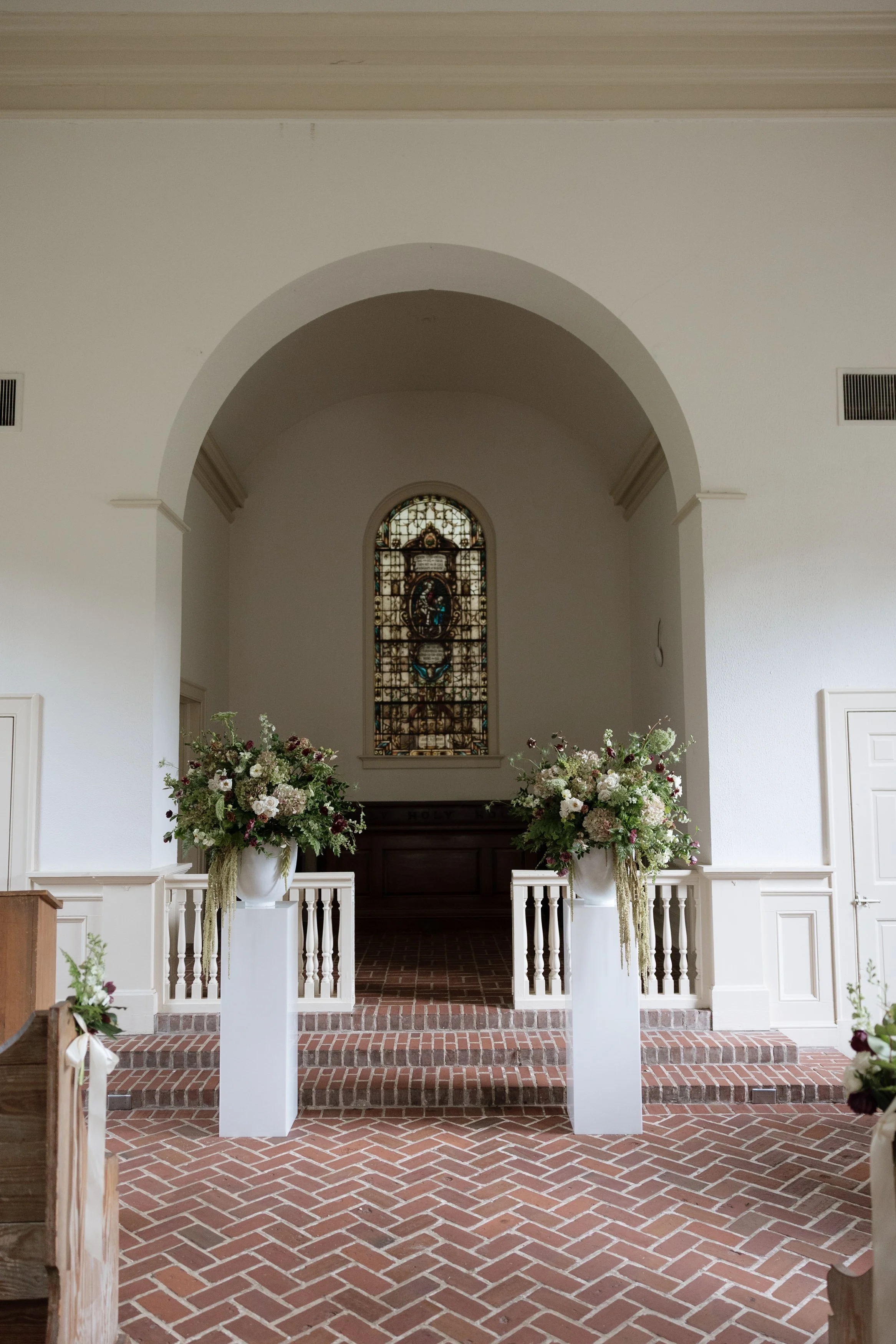 Whitefield Chapel Ceremony Flowers Savannah Wedding