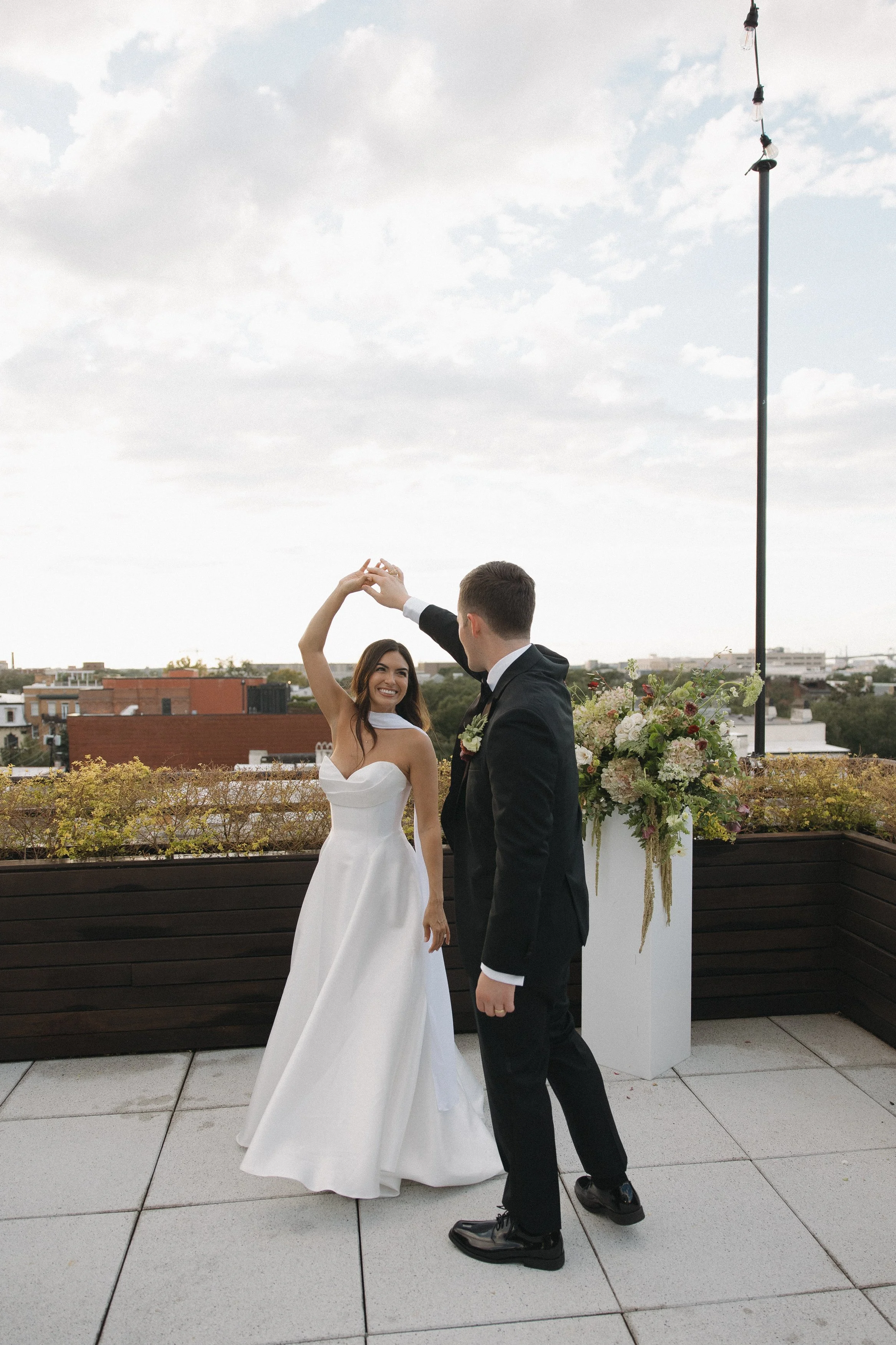 perry-lane-hotel-wedding-inspiration-ivory-and-beau-savannah-wedding-florist-savannah-flowers-georgia-wedding-flowers.jpg
