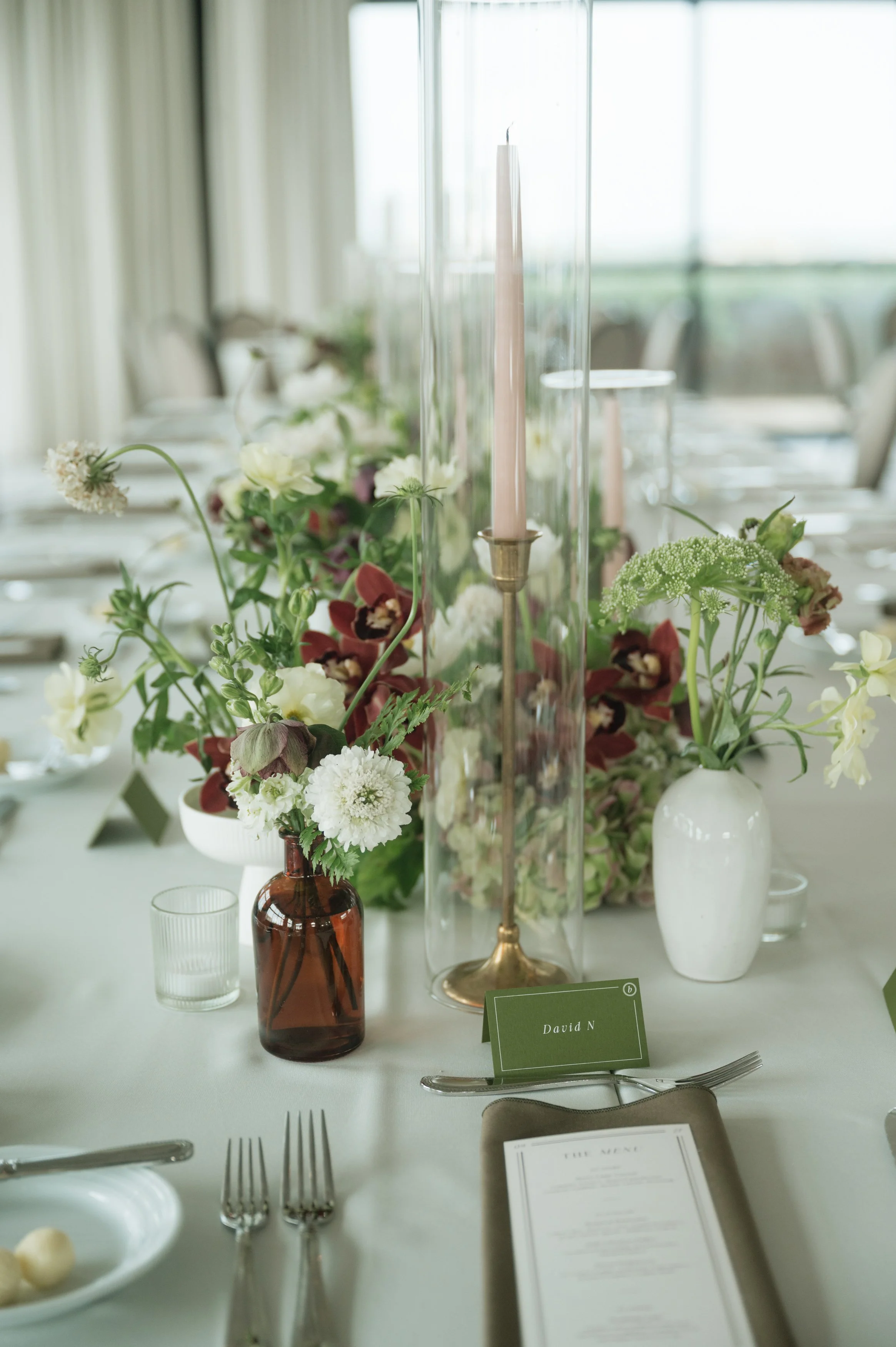 Close-up table setting