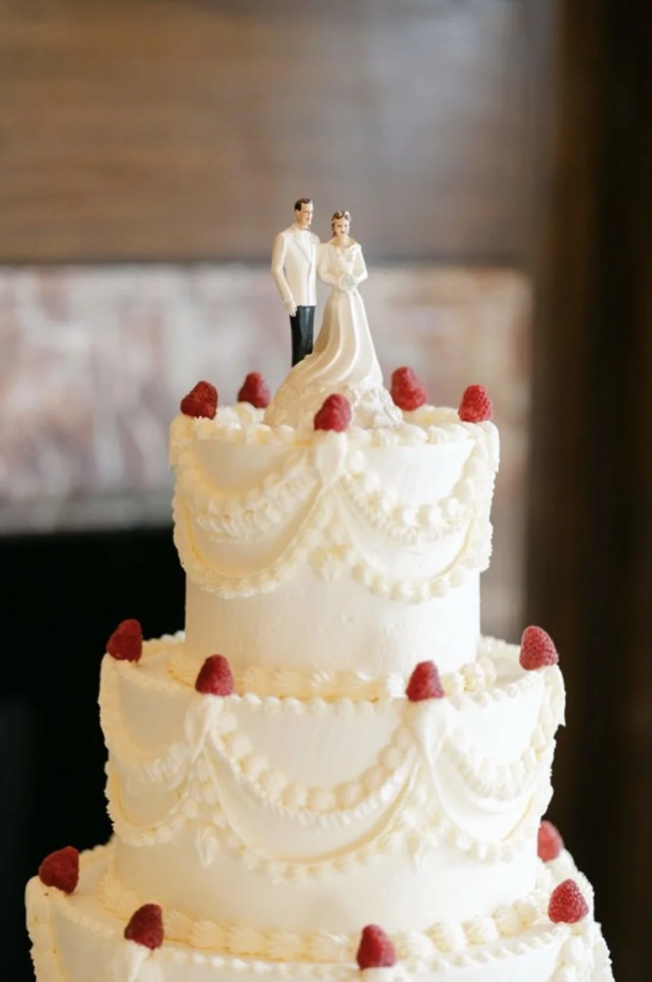 traditional-wedding-cake-inspiration-southern-wedding-inspiration.jpg