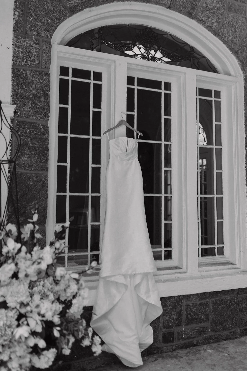 noor-by-locket-by-watters-ivory-and-beau-savannah-bridal-shop-savannah-wedding-dresses-savannah-bridal-boutique-classic-southern-wedding-dress-southern-weddings.jpg