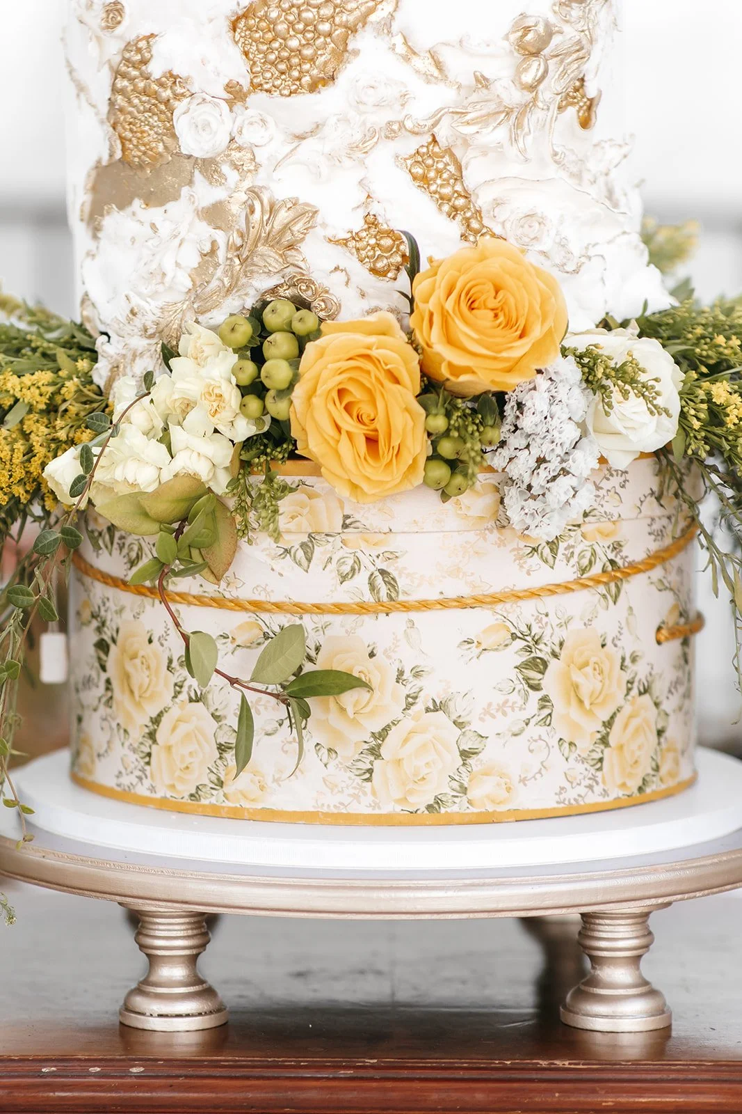 yellow-flowers-wedding-ivory-and-beau-holly-oaks-on-the-marsh-wedding-inspiration-southern-wedding-inspiration-outdoor-wedding-destination-weddings.jpg