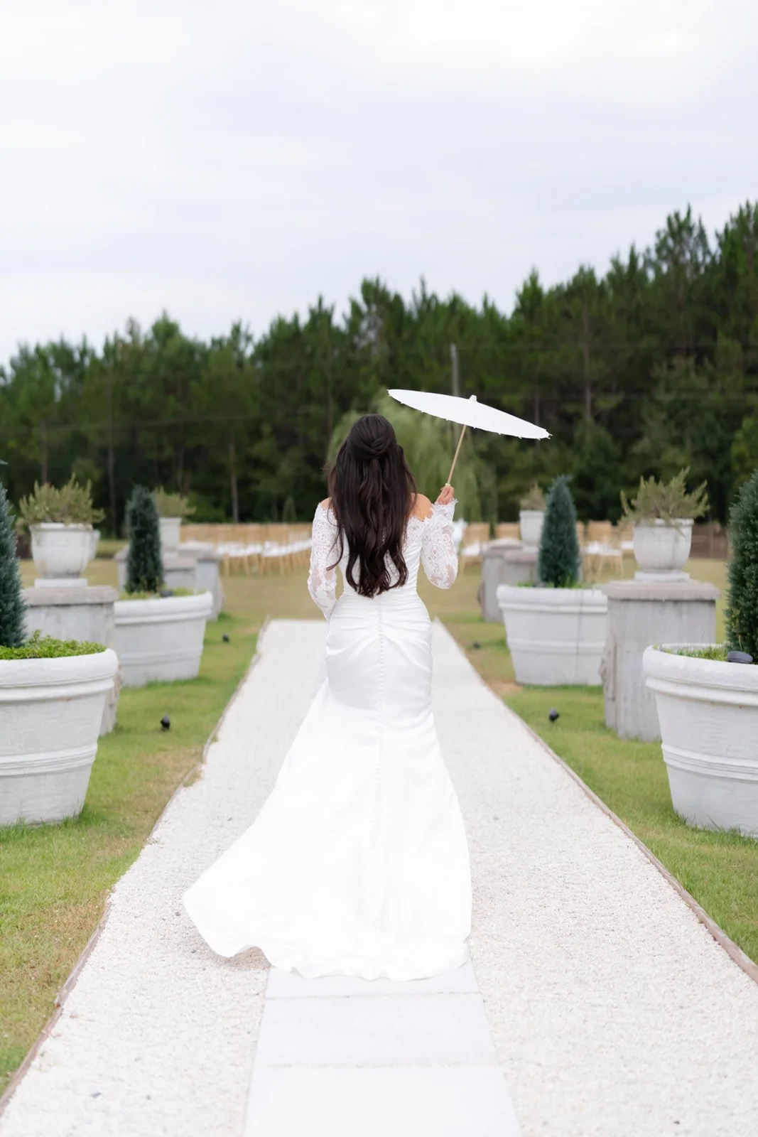chateau 1800 wedding southern wedding inspiration weddings at beautiful outdoor venue in the south.jpg