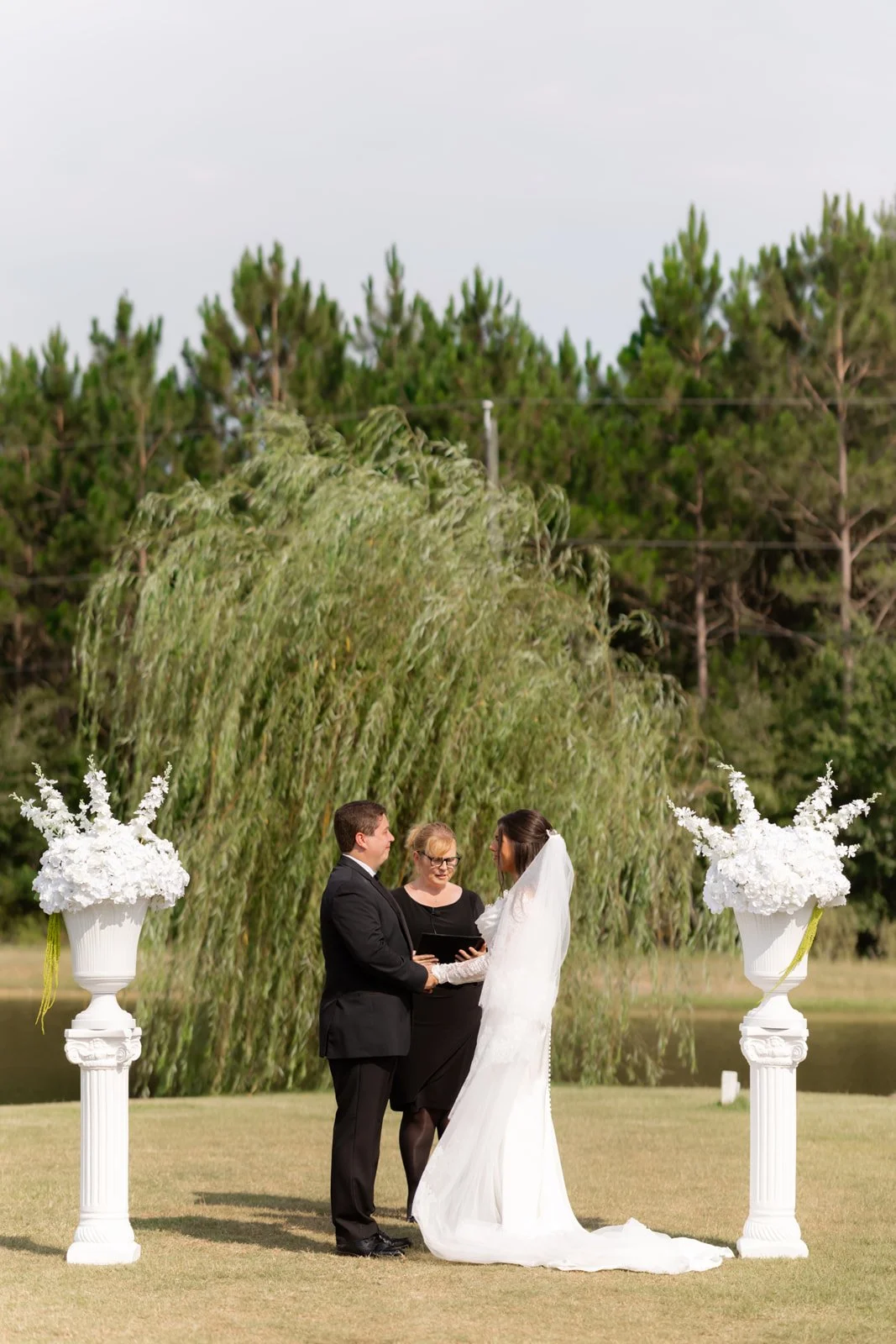 chateau 1800 wedding southern wedding classic wedding in rincon georgia wedding georgia bridal boutique.jpg