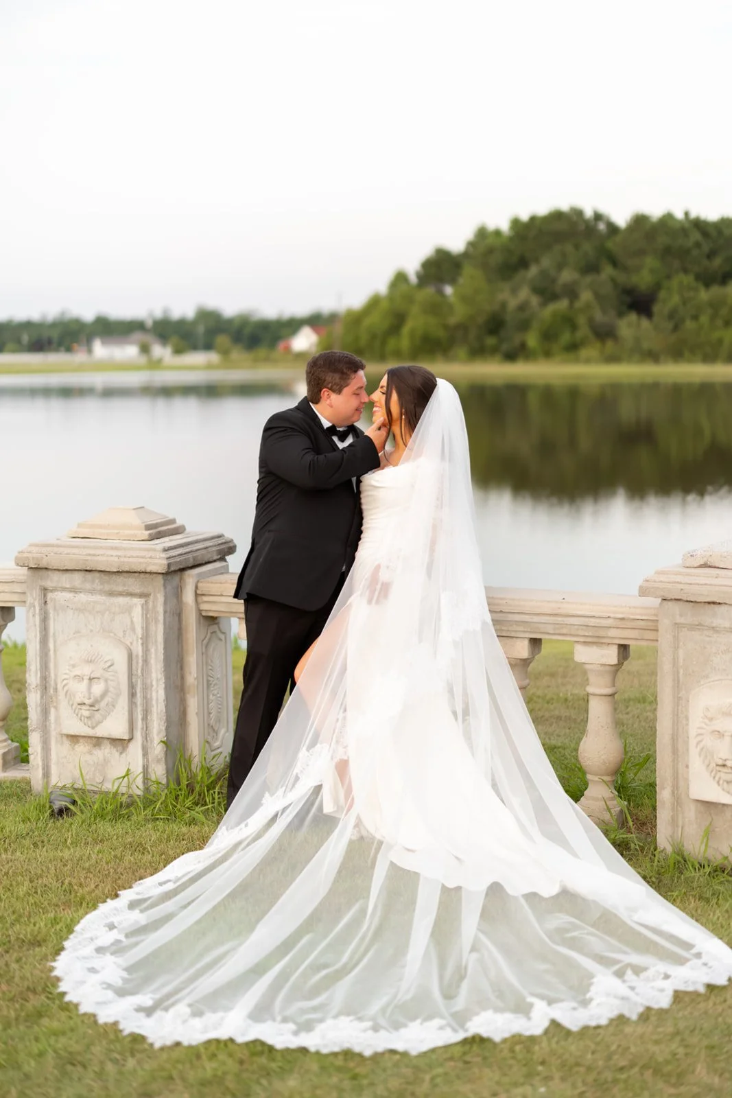 beautiful classic southern wedding at chateau 1800 southern bride georgia brides ivory and beau savannah bridal boutique georgia bridal shop.jpg