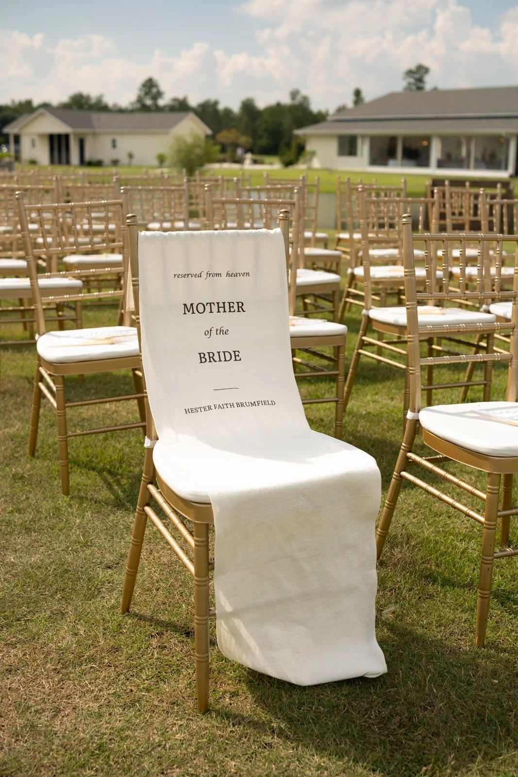 memorial chair wedding ideas for parents who have passed away.jpg