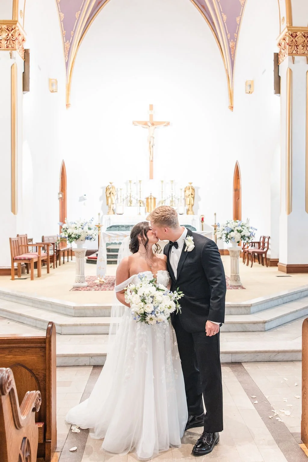 sacred heart wedding in savannah georgia southern classic wedding.jpg