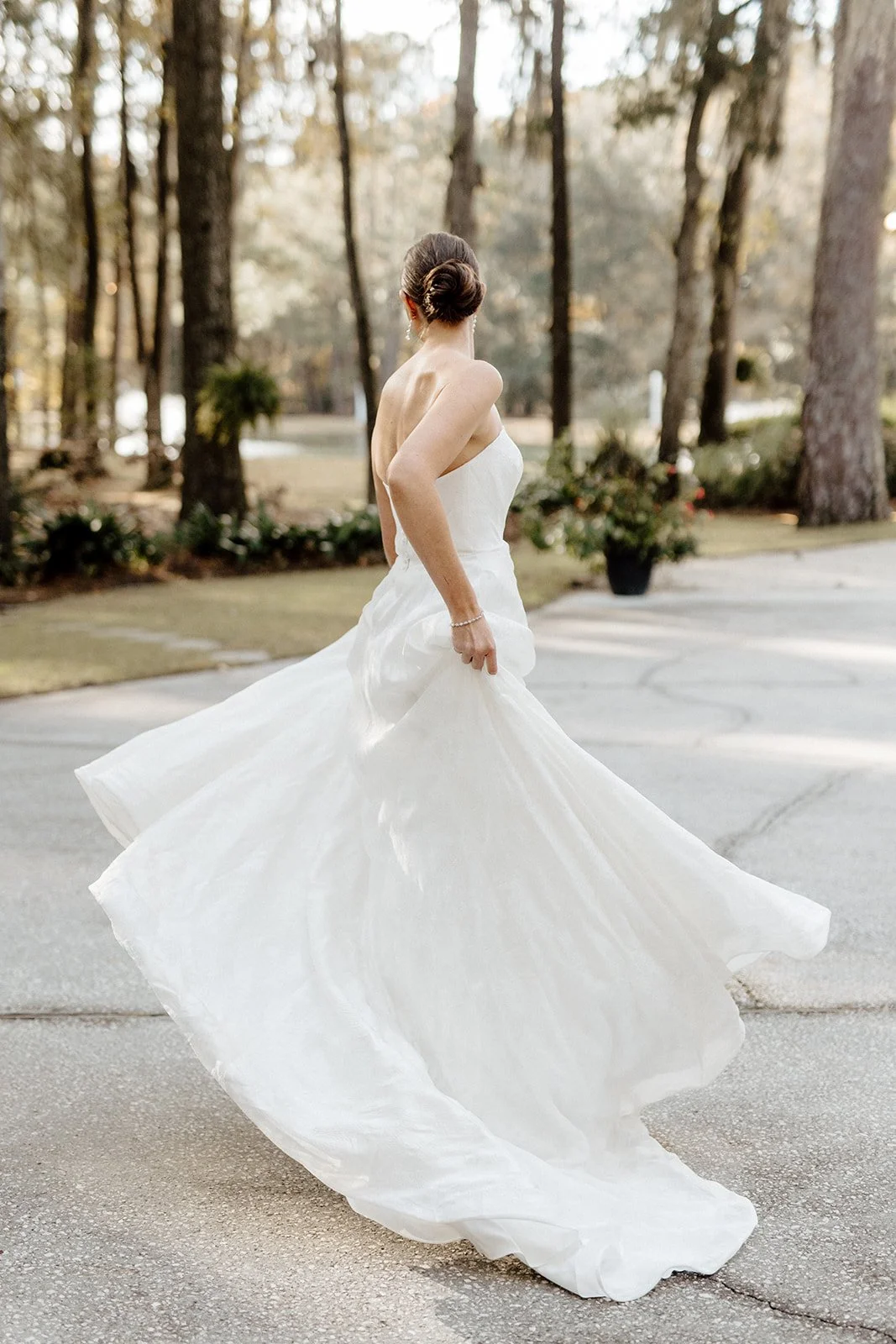 ivory-and-beau-savannah-georgia-wedding-dresses-southern-weddings-mackey-house-pink-florals-luxury-wedding-florals-wedding-gowns.jpg