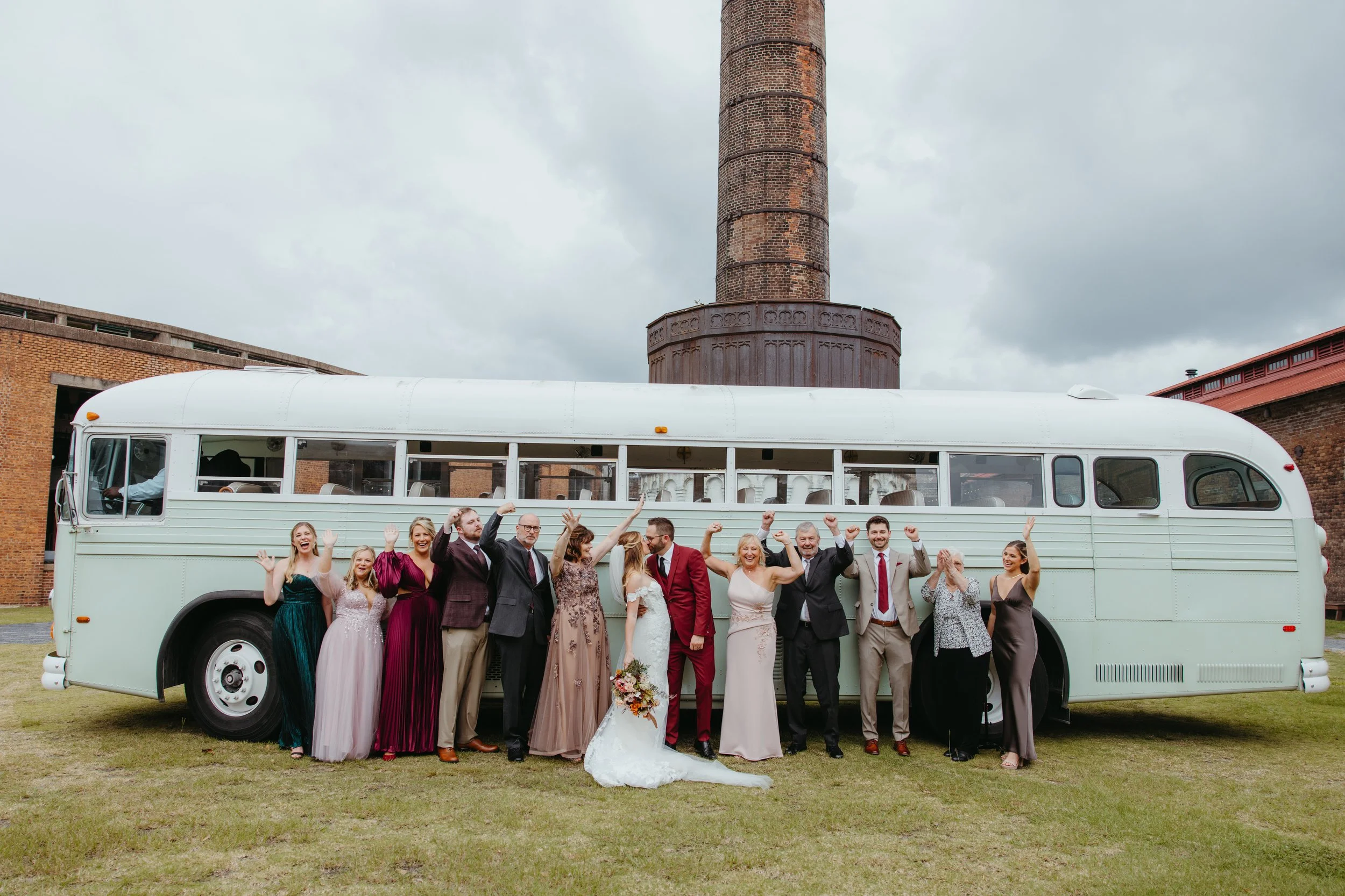 Savannah-Wedding-Party-Vintage-Bus-Getaway-Car-Wedding-Transportation-Ideas