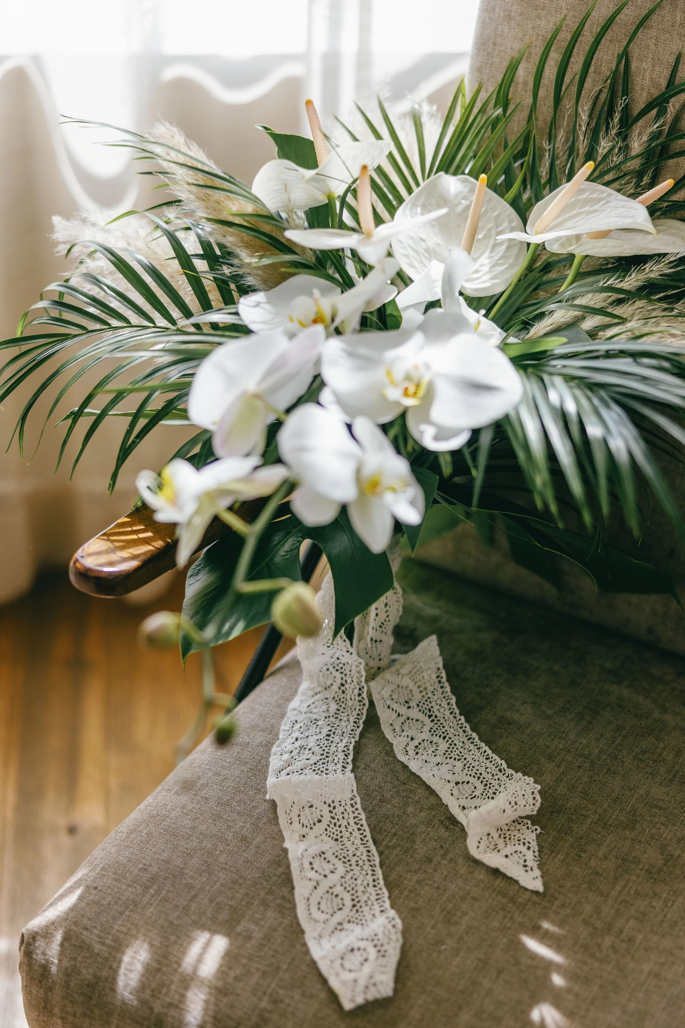 ivory-and-beau-weddings-rebecca-and-kevin-ships-of-the-sea-museum-wedding-venue-savannah-georgia-savannah-wedding-flowers-wedding-florist-wedding-bouquet.jpg