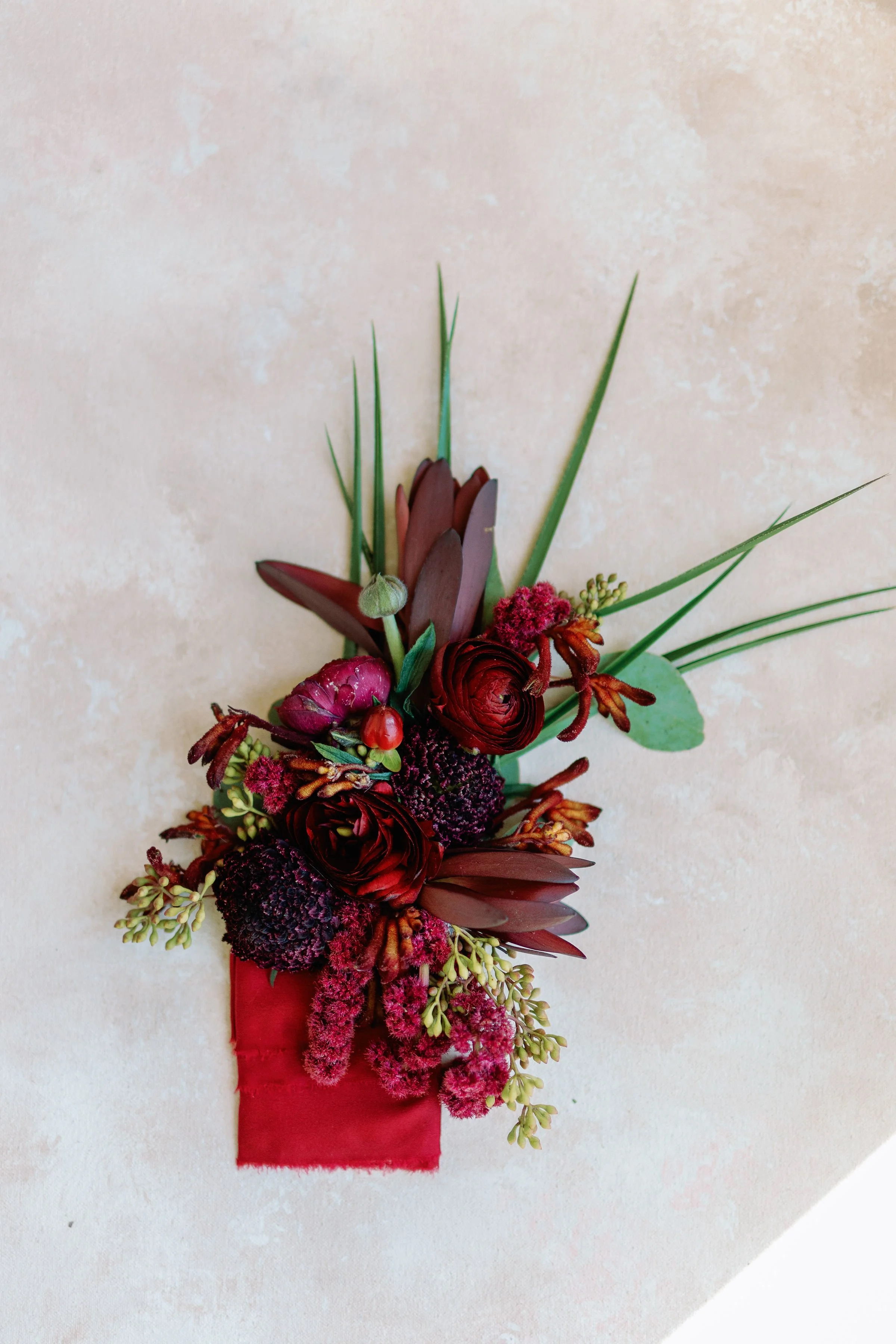 ivory-and-beau-weddings-rebecca-and-kevin-ships-of-the-sea-museum-wedding-venue-savannah-georgia-savannah-wedding-flowers-wedding-florist-boutonnieres.jpg