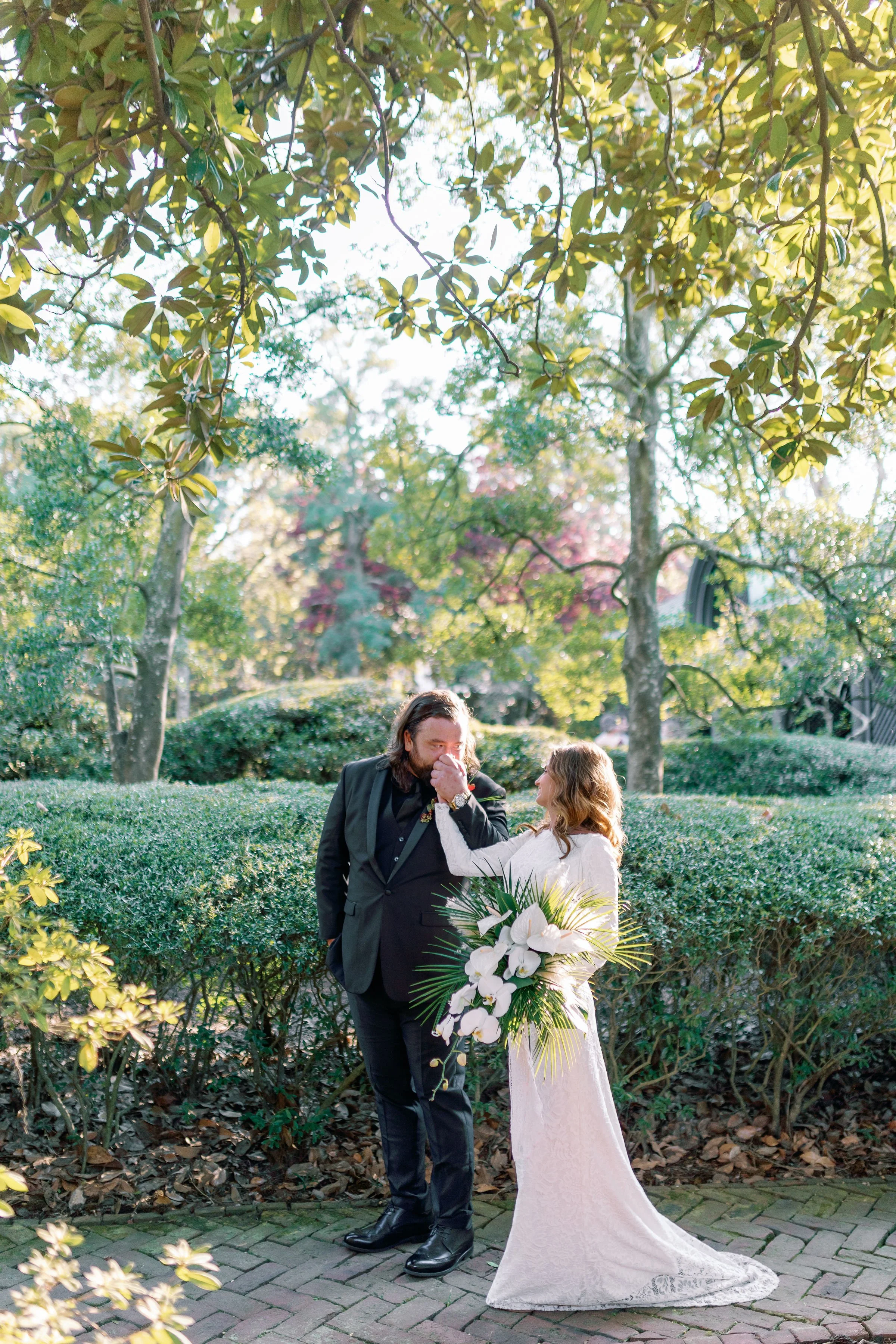 ivory-and-beau-weddings-rebecca-and-kevin-ships-of-the-sea-museum-wedding-venue-savannah-georgia-savannah-wedding-flowers-wedding-florist-bride-groom-portraits.jpg