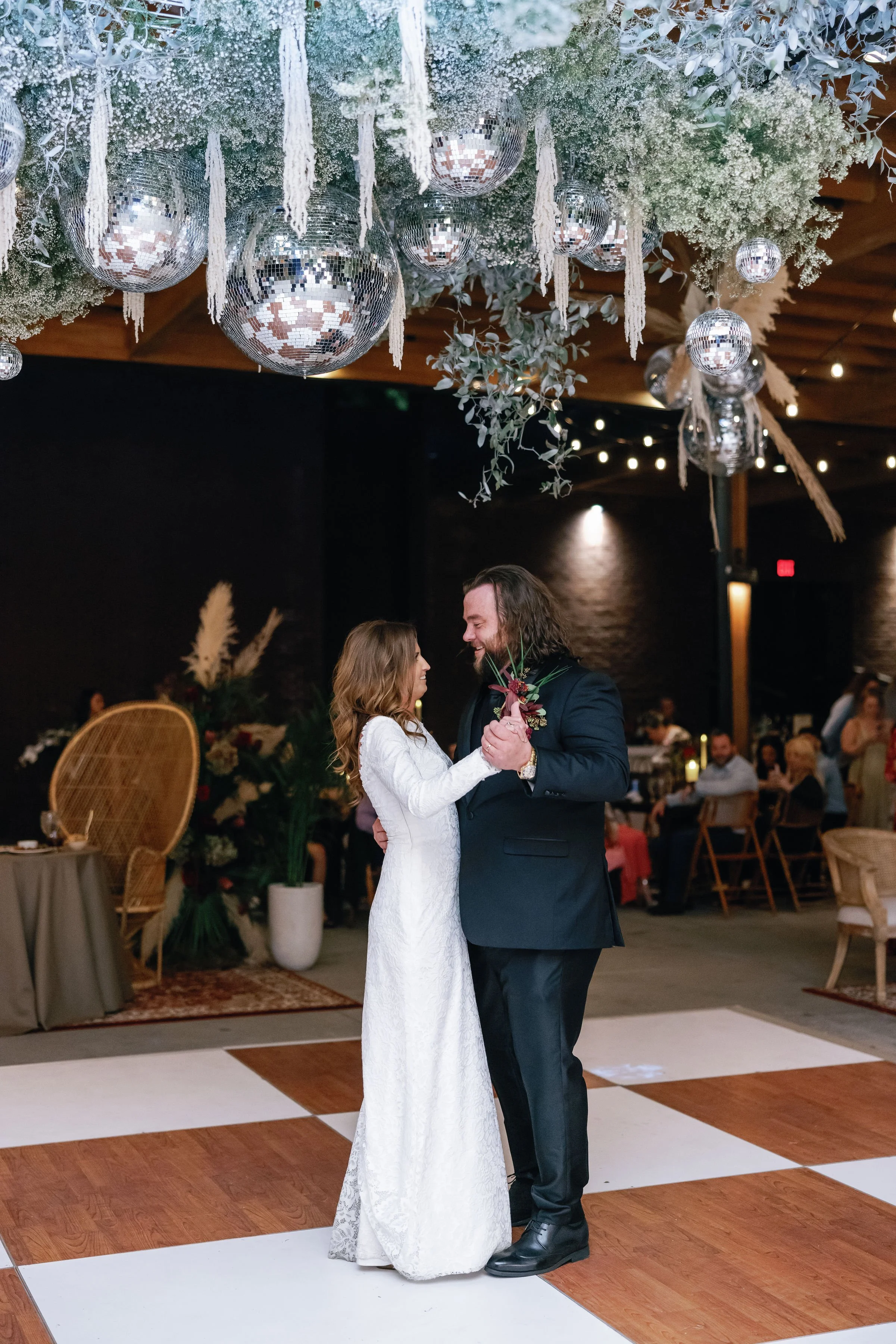 ivory-and-beau-weddings-rebecca-and-kevin-ships-of-the-sea-museum-wedding-venue-savannah-georgia-savannah-wedding-flowers-wedding-florist-bride-and-groom-first-dance-reception.jpg