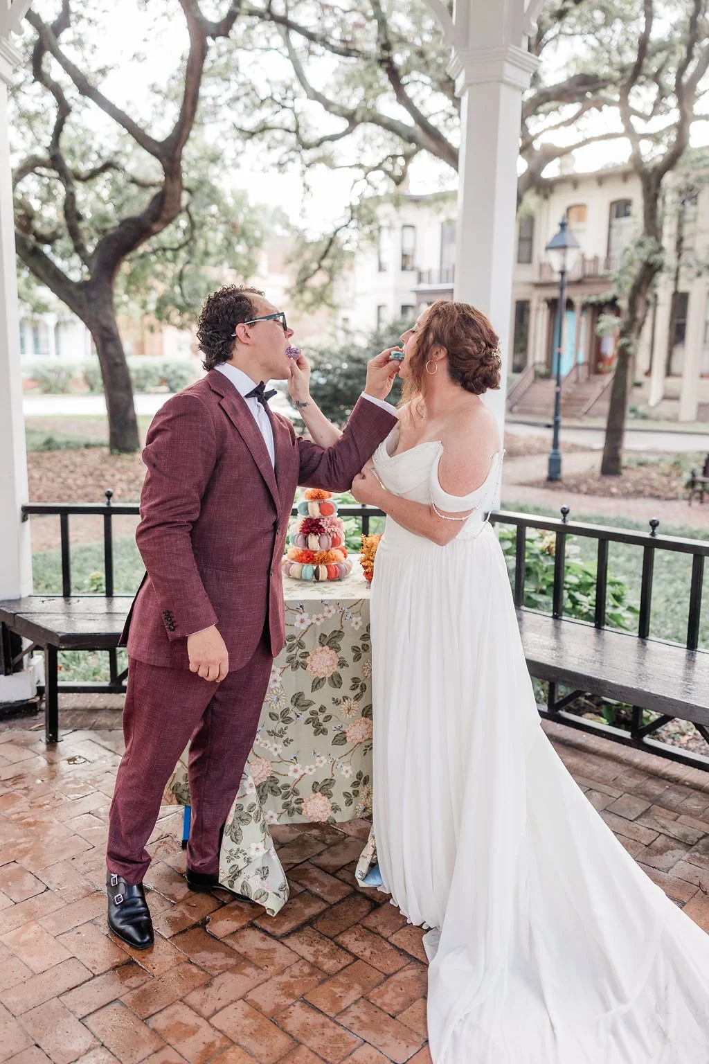 savannah elopements.jpg