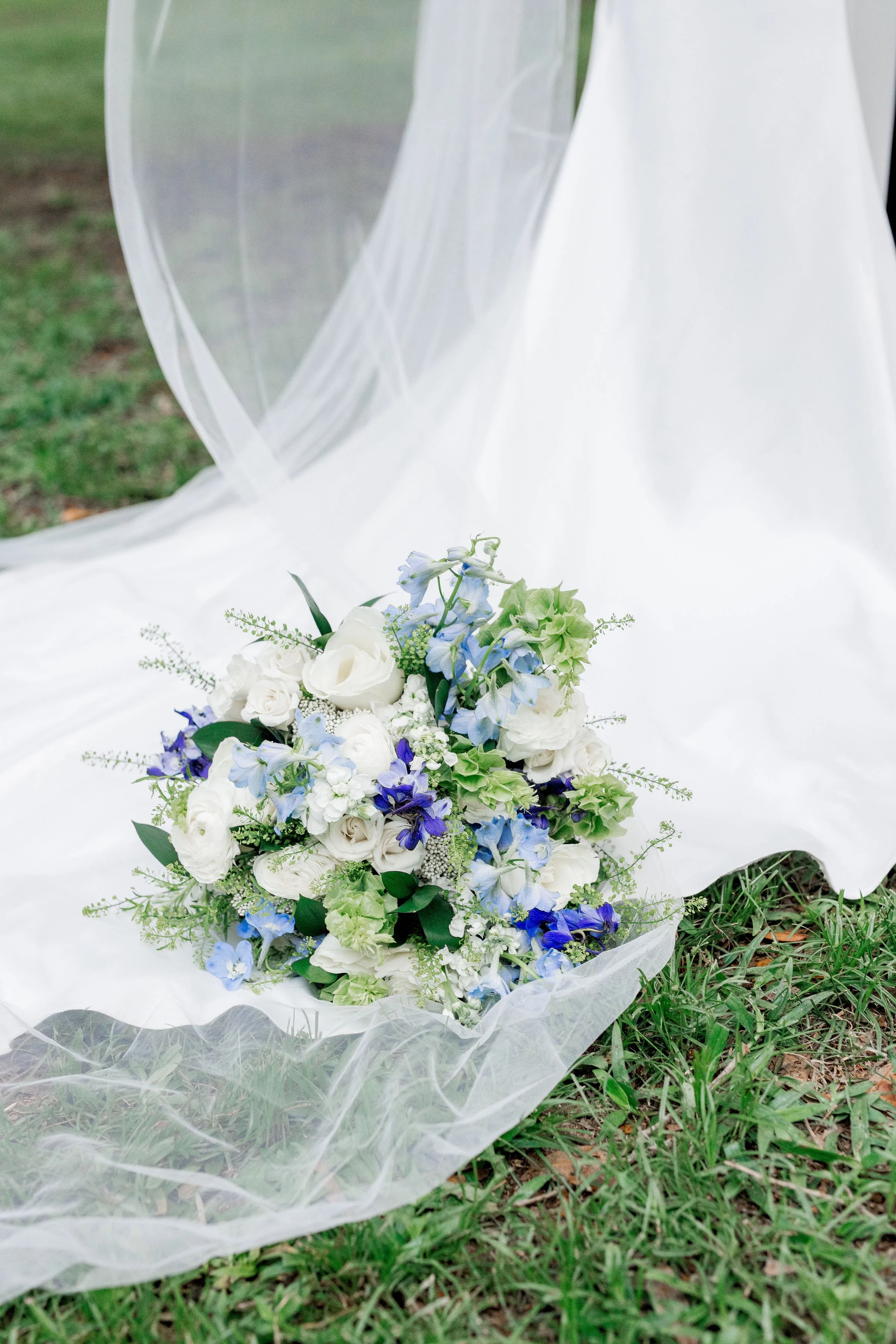 blue and white bridal bouquet elopement flowers.jpg