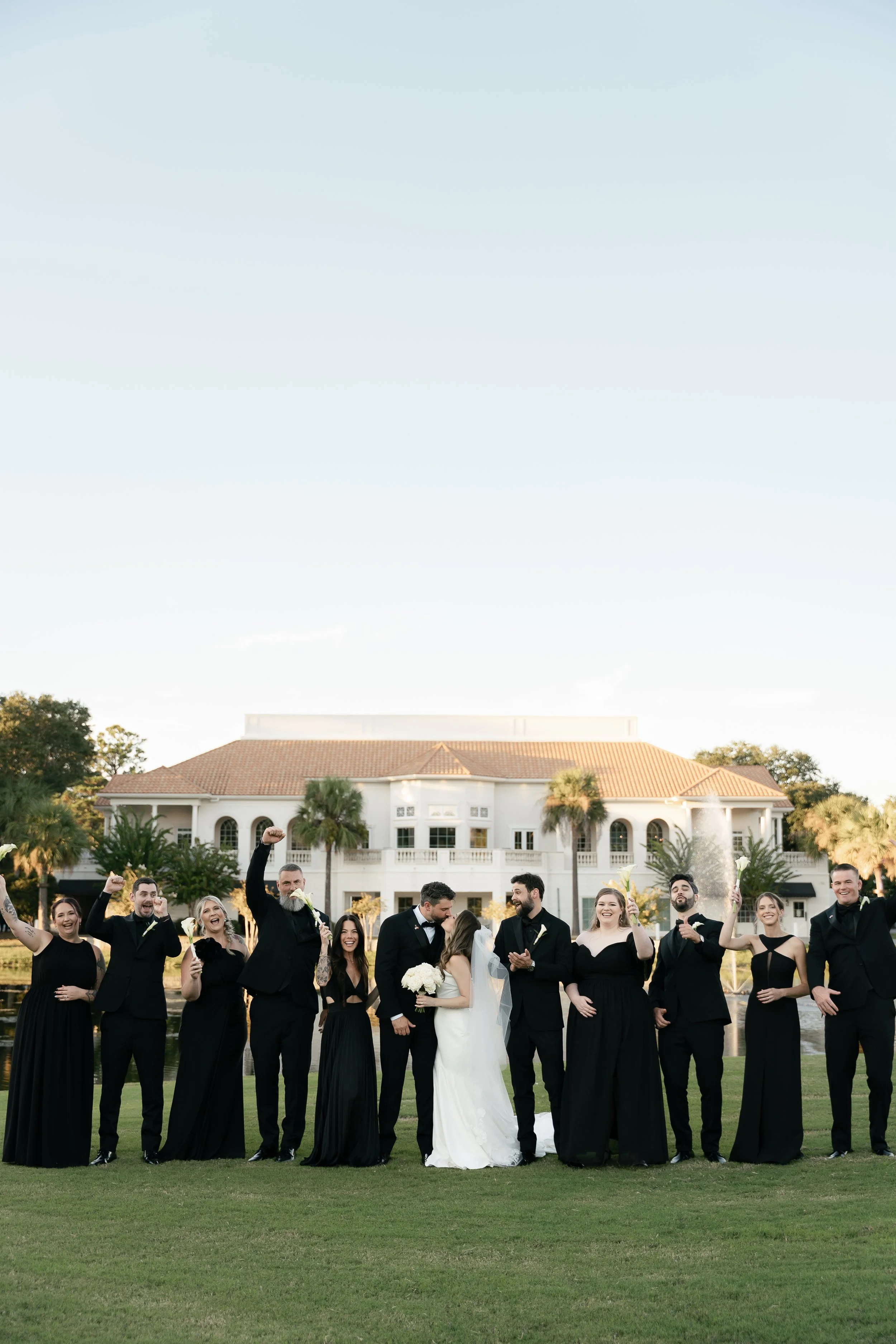 ivory-and-beau-flowers-savannah-georgia-florist-wedding-flowers-real-weddings-timeless-classic-savannah-country-club-wedding-venue-wedding-party-black-and-white.jpg