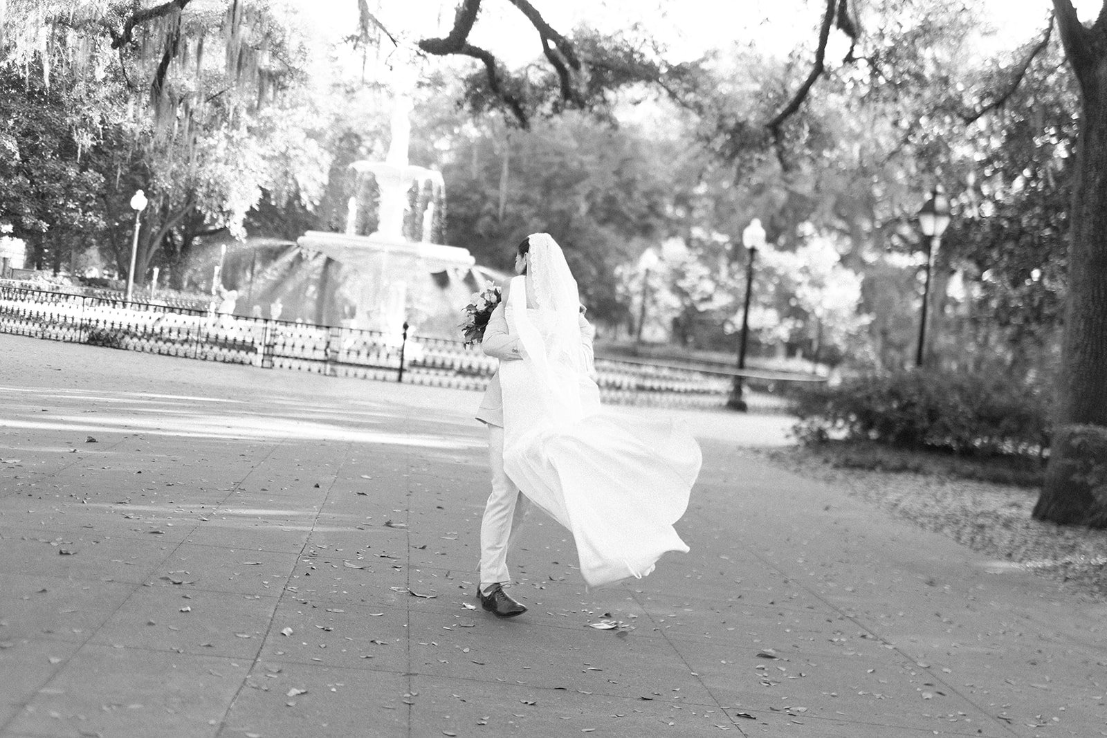 savannah elopement package ivory & beau savannah wedding flowers.jpg
