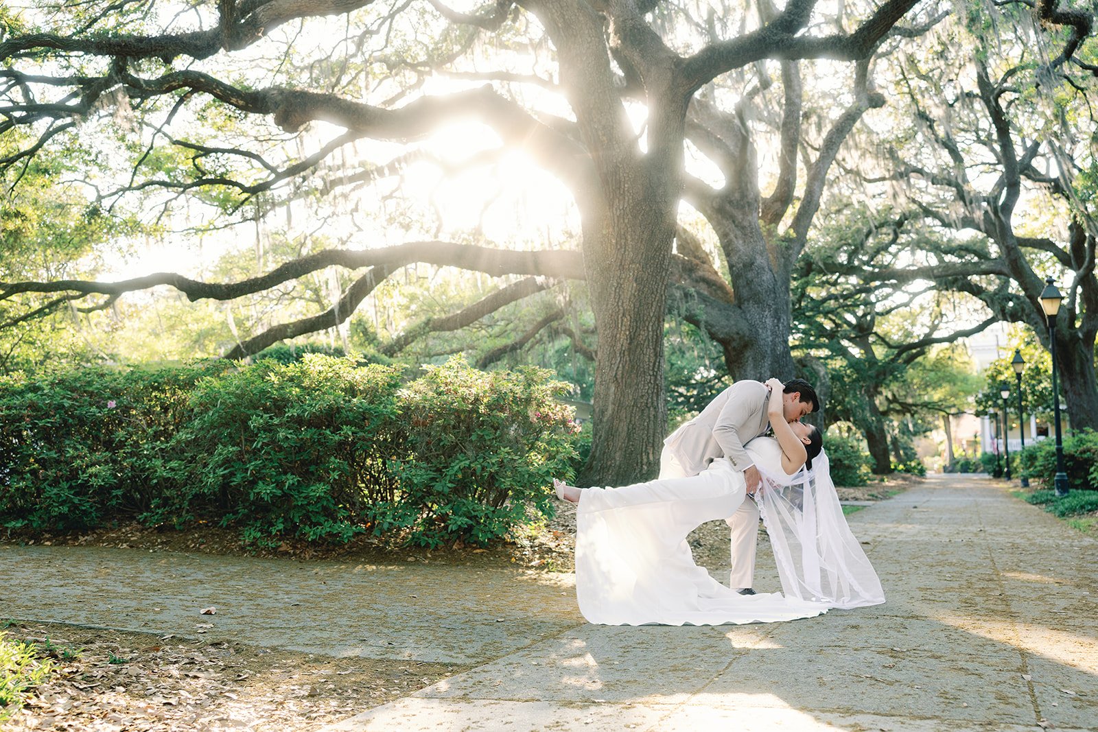savannah elopement ivory & beau savannah wedding florist.jpg