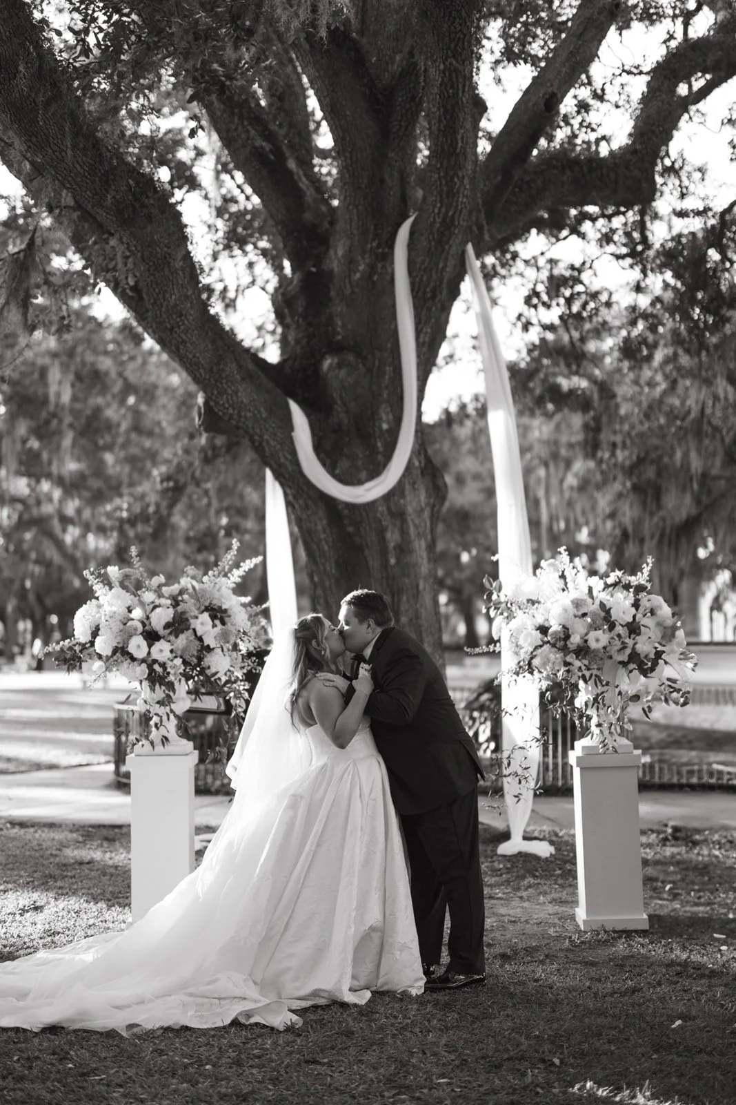 savannah-outdoor-wedding-ceremony-floral-arch.jpg