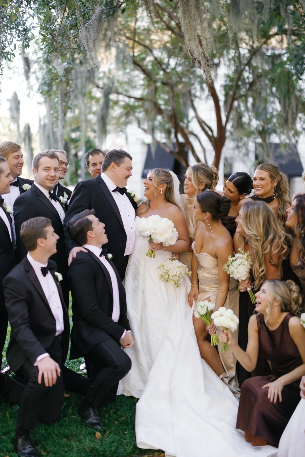 savannah-wedding-party-bridesmaids-groomsmen.jpg