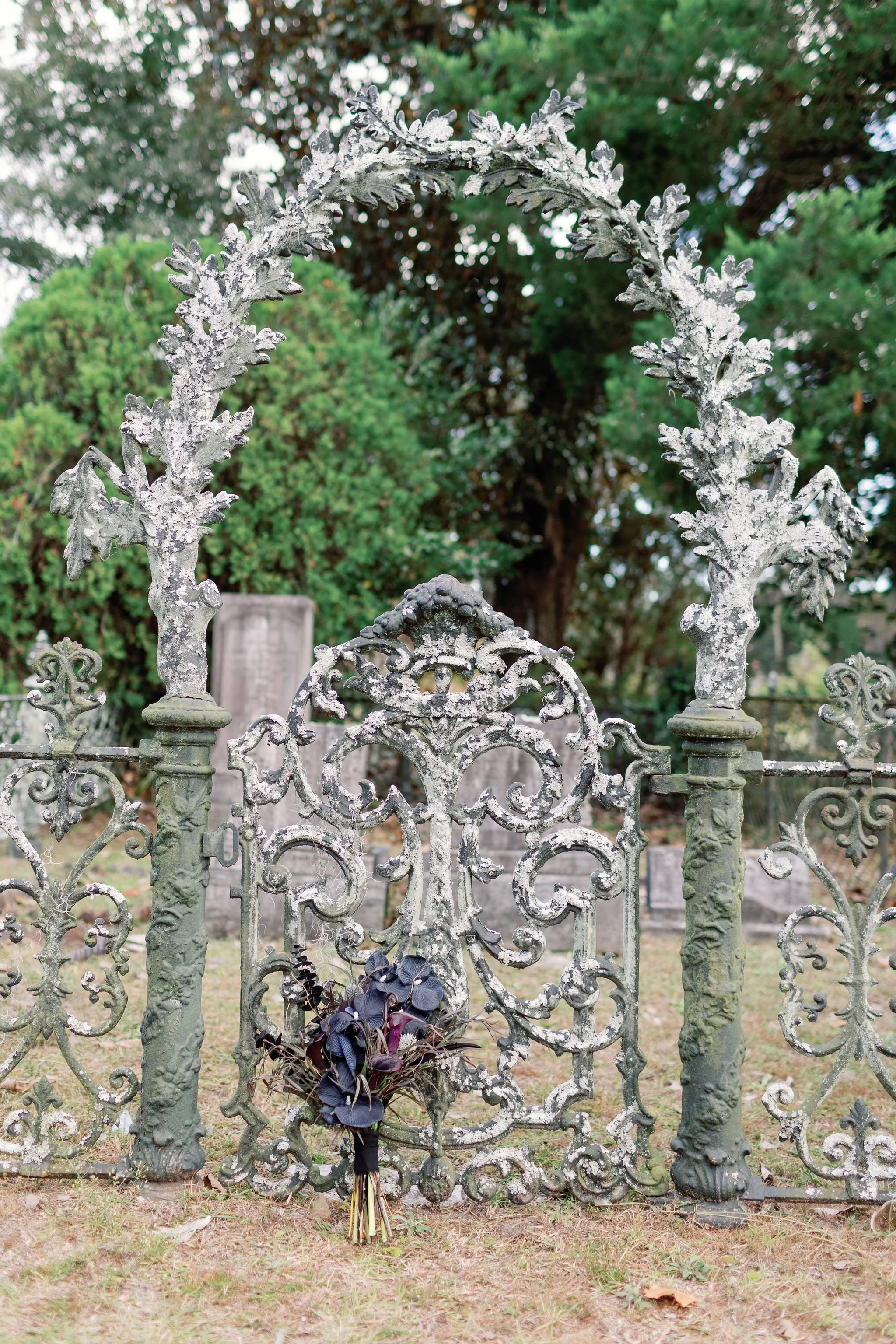 halloween-wedding-ideas-for-savannah-georgia-weddings.jpg