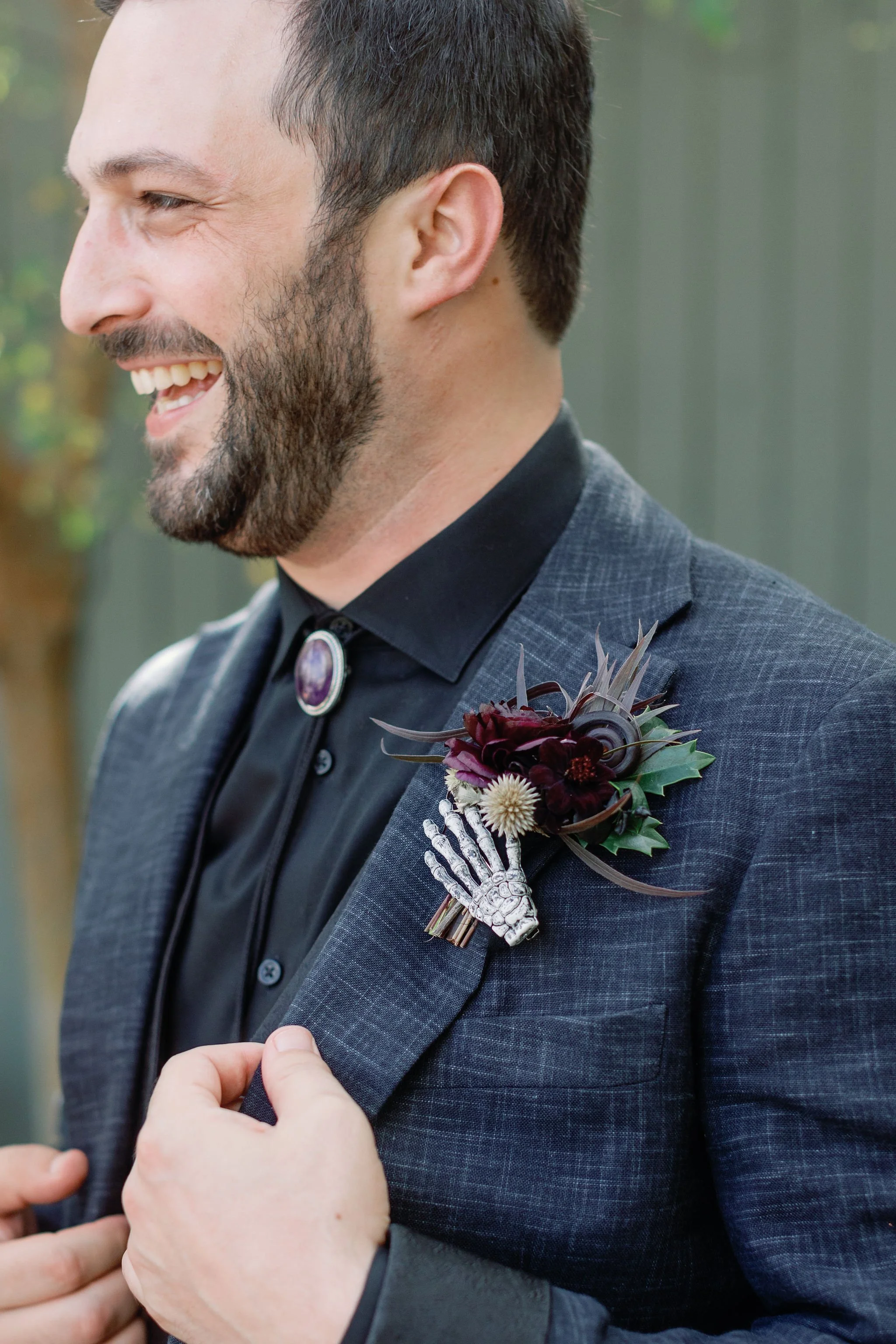 halloween-wedding-flowers-ivory-and-beau.jpg
