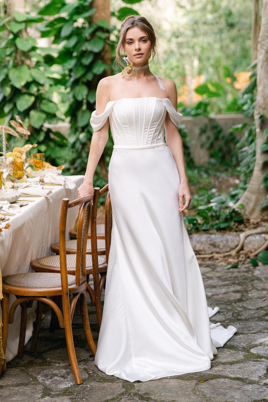 cavalier-size-18-sample-sale-gown-by-willowby-by-watters-savannah-wedding-dresses-sample-sale-dresses.jpeg