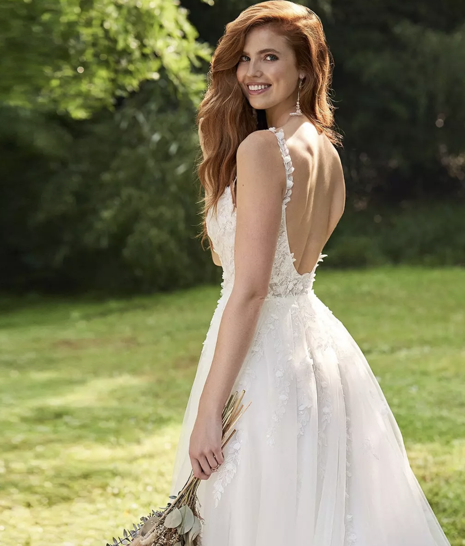 Jackie 66233 size 16 Sample Sale Gown by Lillian West — Ivory