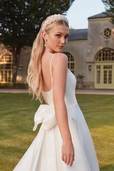 Simple Chic A-Line Gown with Bow