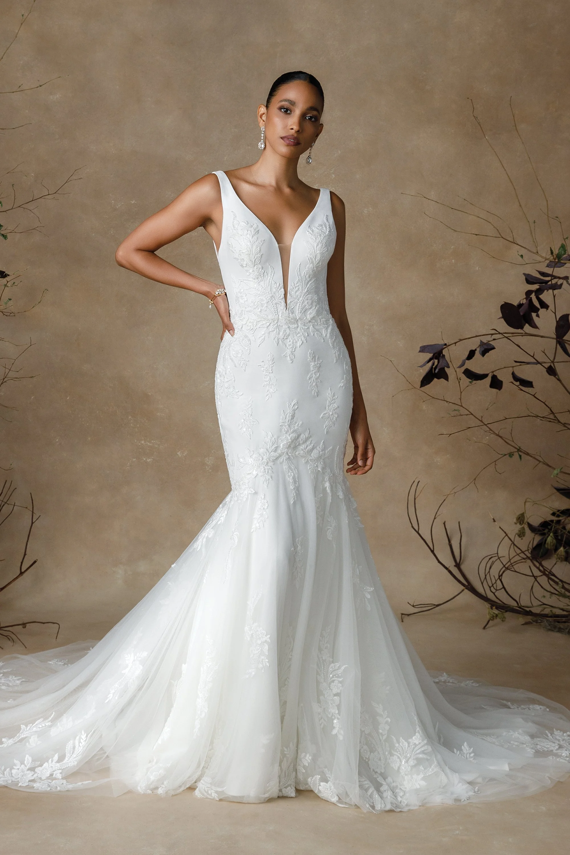 Gavin 88317 Size 16 Sample Sale Gown by Justin Alexander