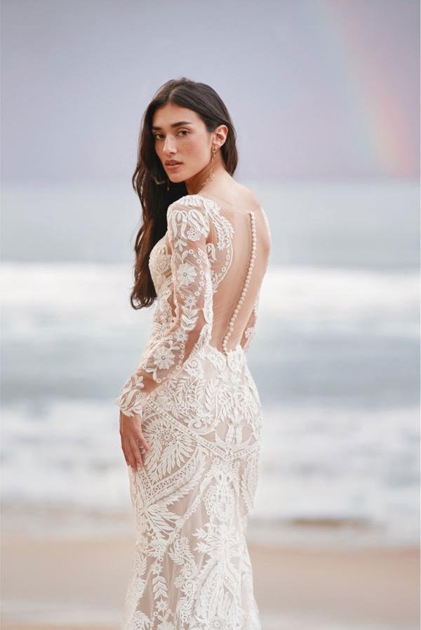 andora-by-willowby-by-watters-sample-sale-gown-size-16-boho-long-sleeve-lace-wedding-dress-bohemian-lace-boho-bride.jpeg