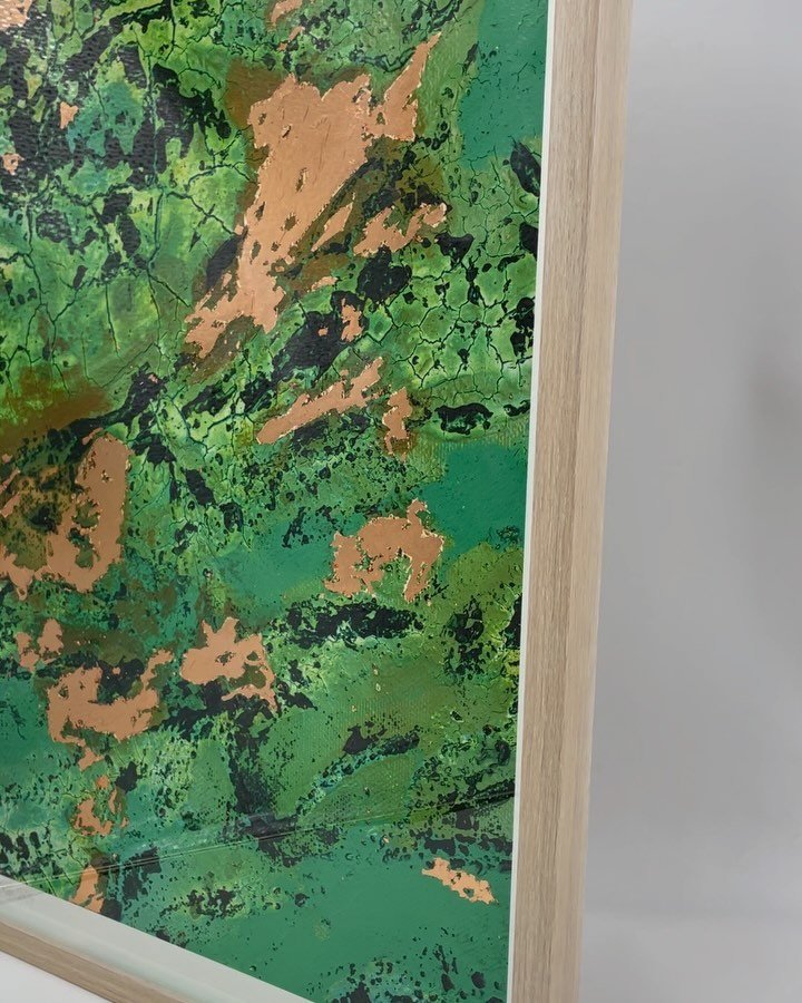 Gift the Beauty of Nature This Christmas! 🌿✨
Surprise a loved one with my Seasons of the Forest prints—a stunning statement for any space. With green tones trending in interior design, these artworks bring a touch of nature’s calm to yo