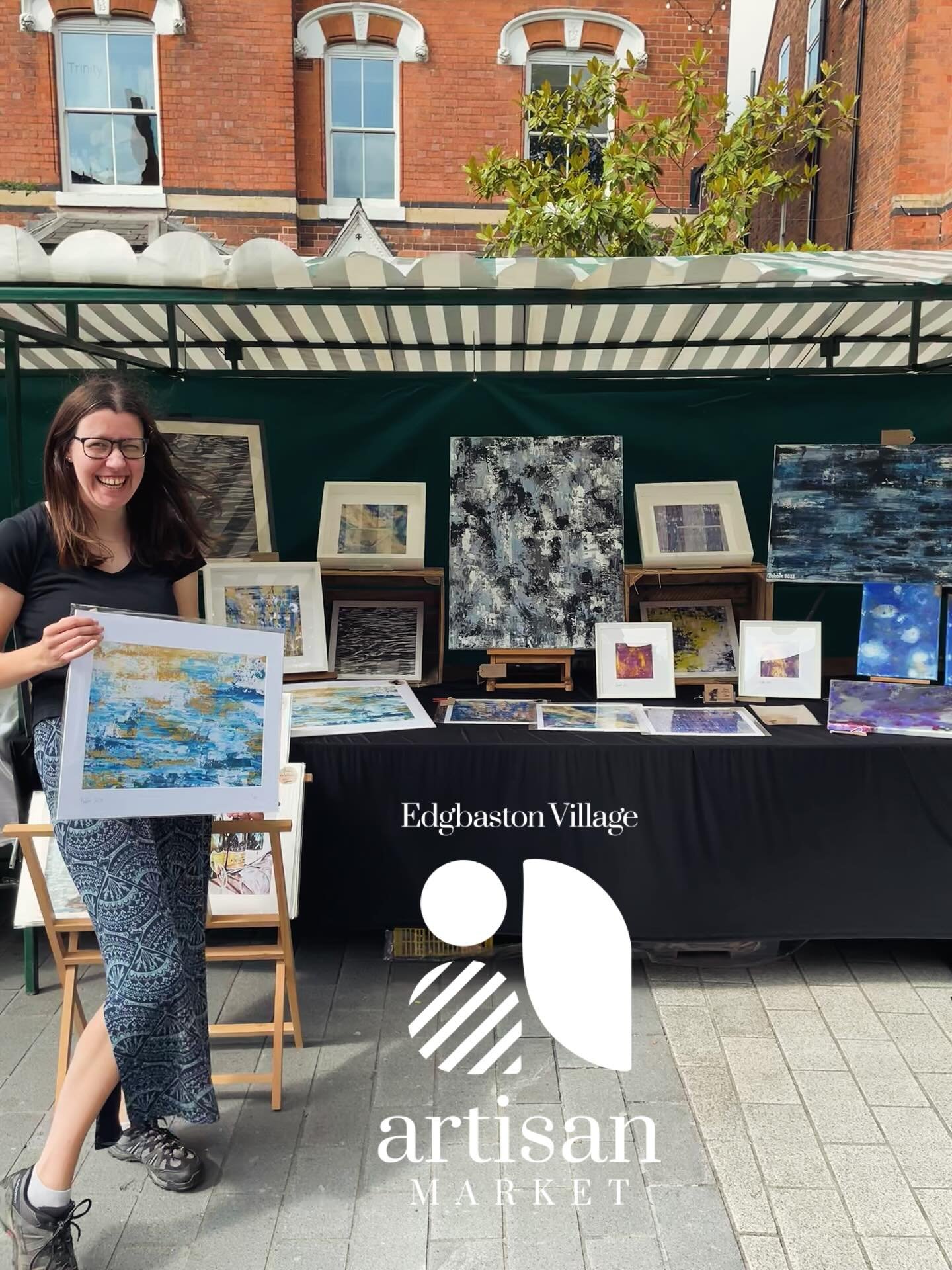 Here @edgbastonvillage 10-3 trying not to get blown away. Come and see some blue artwork that I don’t bring out very often and the OG Winter Water is here too!!
See you soon xx
#fathersdayweekend #artmarket #abstract