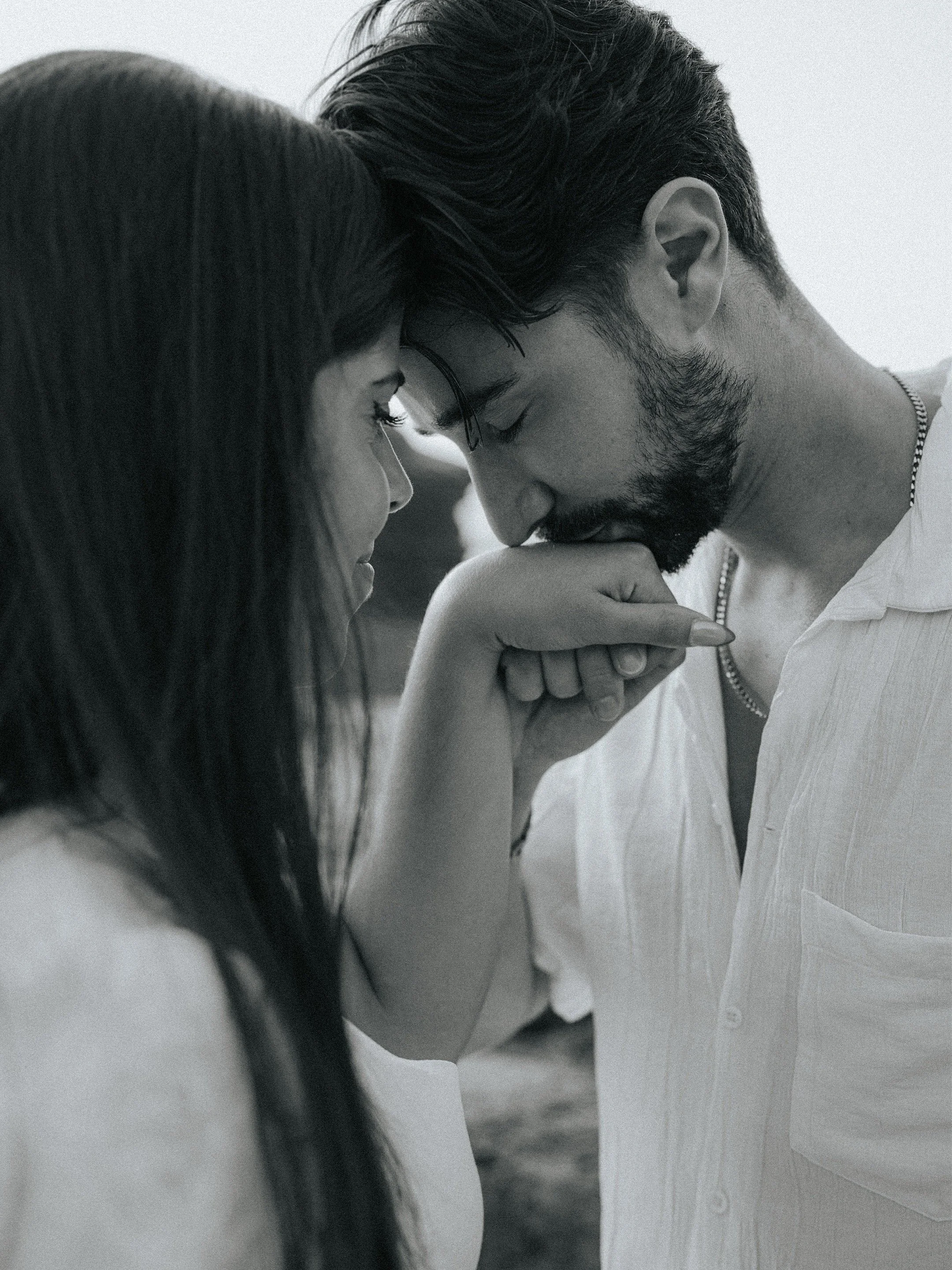 Only 24 hours left until the &ldquo;I do&rdquo; of this beautiful couple 🤍 Tomorrow will be very special for me, because I&rsquo;ll be photographing the big day of one of my best university friends. It&rsquo;s going to be such a incredible and lovel