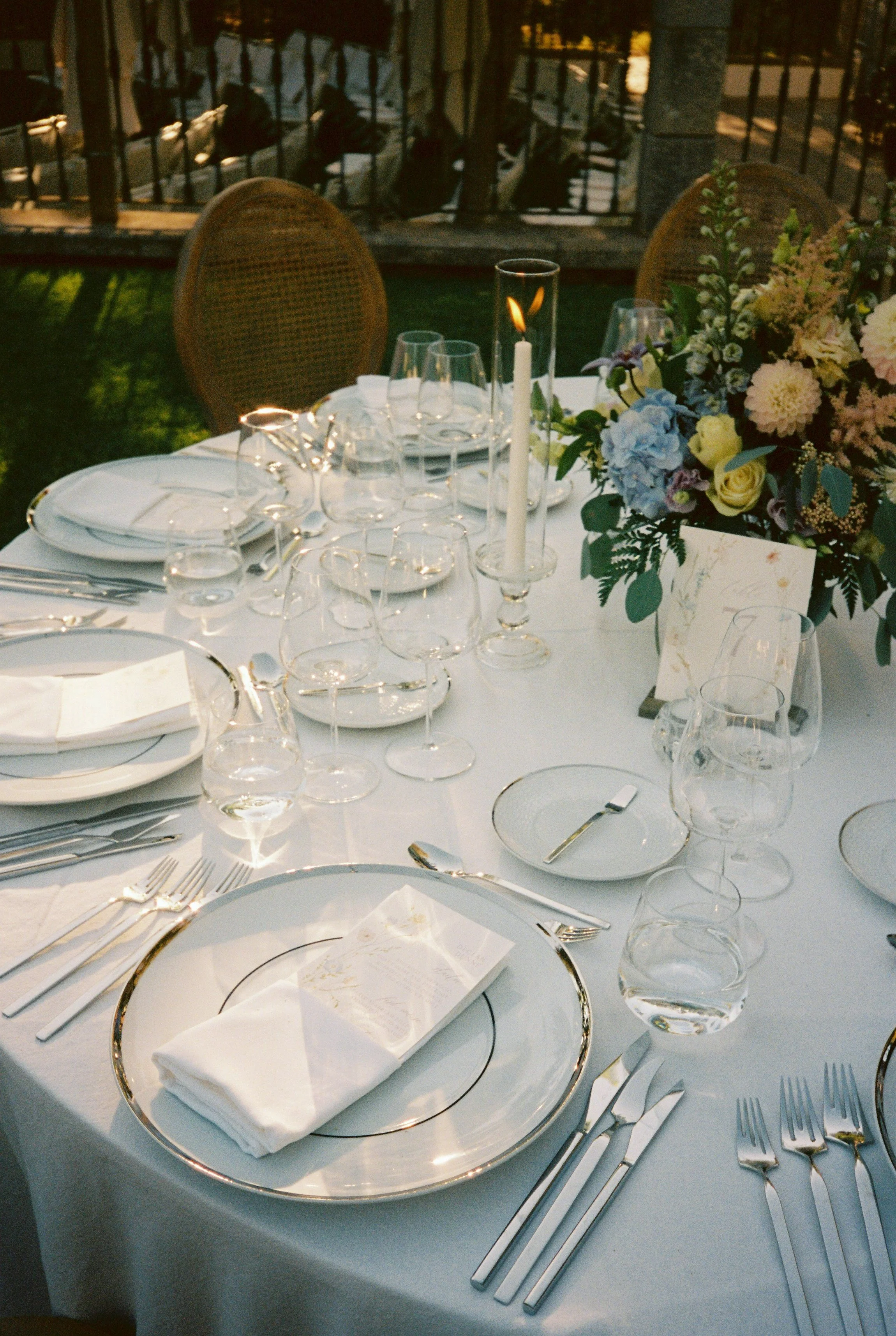 Analog photo of wedding decoration at Os Agostos