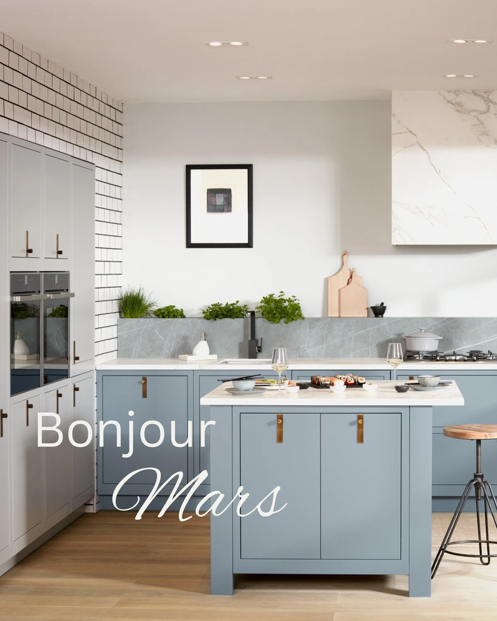 Spring is so close we can almost smell it / Le printemps est si proche qu'on peut presque le sentir !

🇬🇧 It's been a long time coming but this month marks the move to brighter days. And this transition leads many to start thinking about summer pla