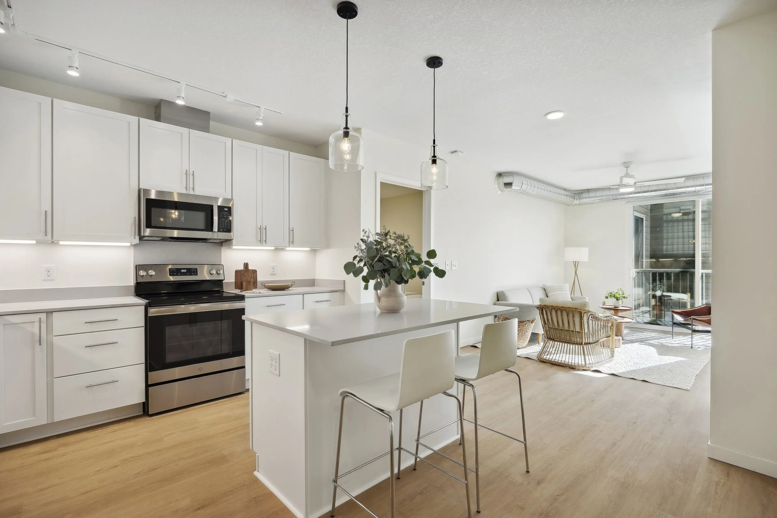 The Finch Edina Luxury Apartments in Edina, MN