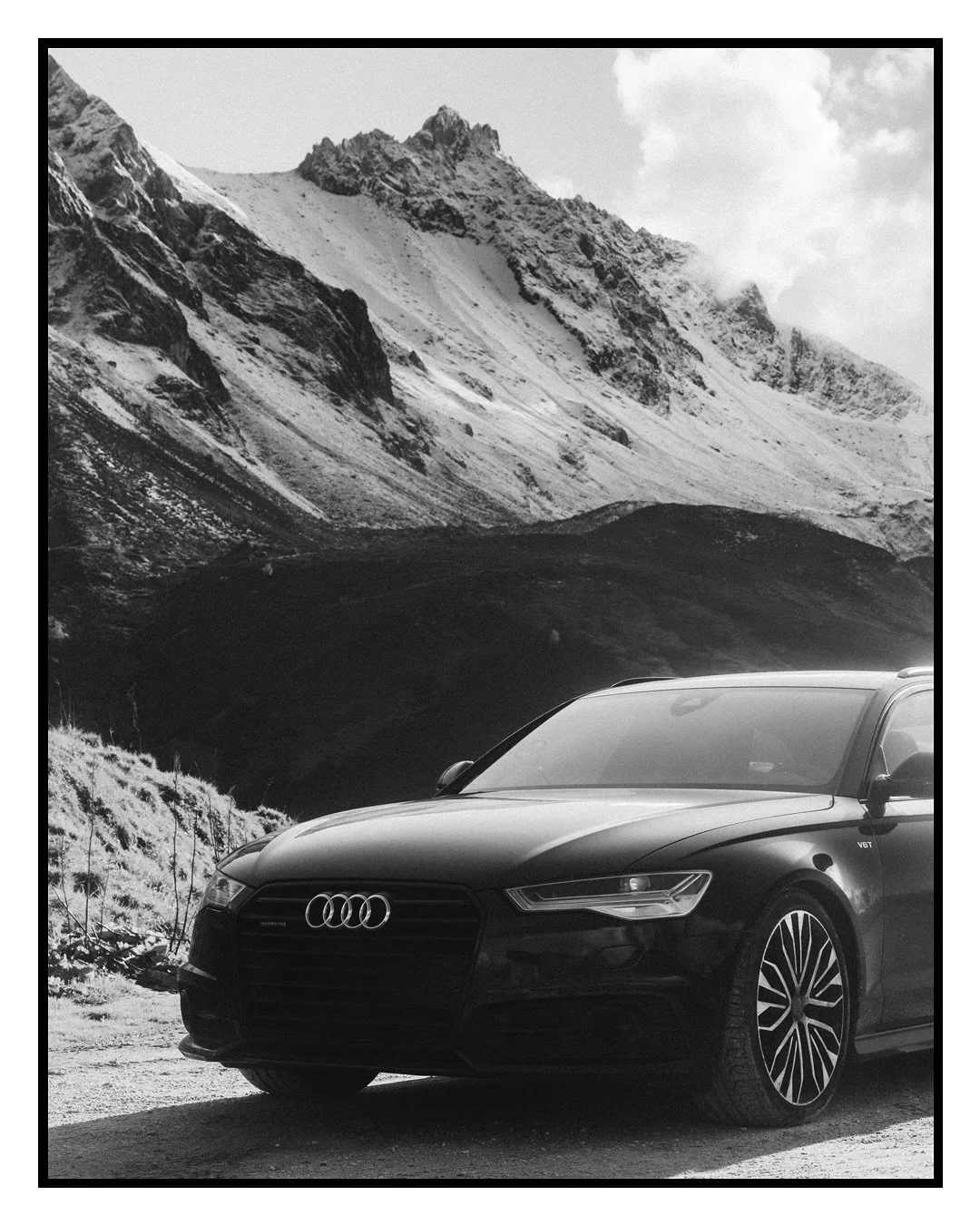 As I walked back, the light hit the edges of the car. I used the PolarPro Shortstache PL + Mist 1/2 filter to control the reflections while also accentuating the blooming effect on the highlights.
Beaufort, Savoie (73)
📷 Canon R5C
🎥 RF 24-70 f/2.8