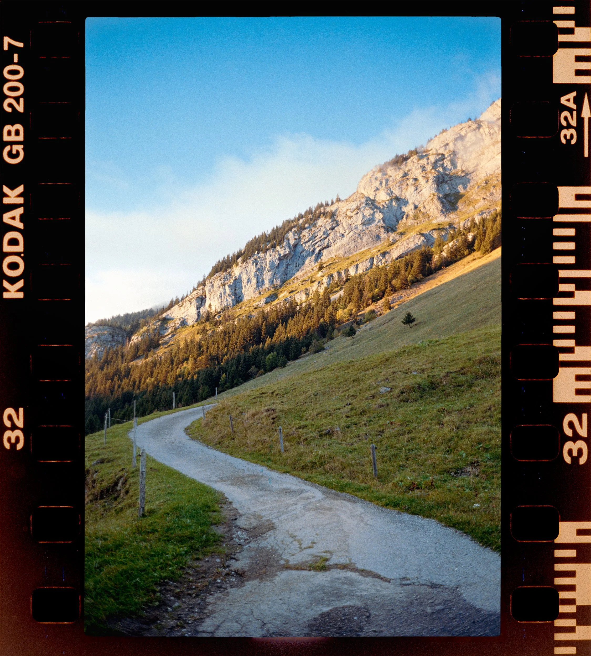 RFerand_C101_M6_Gold200_16-Col Des Aravis-HD.jpg