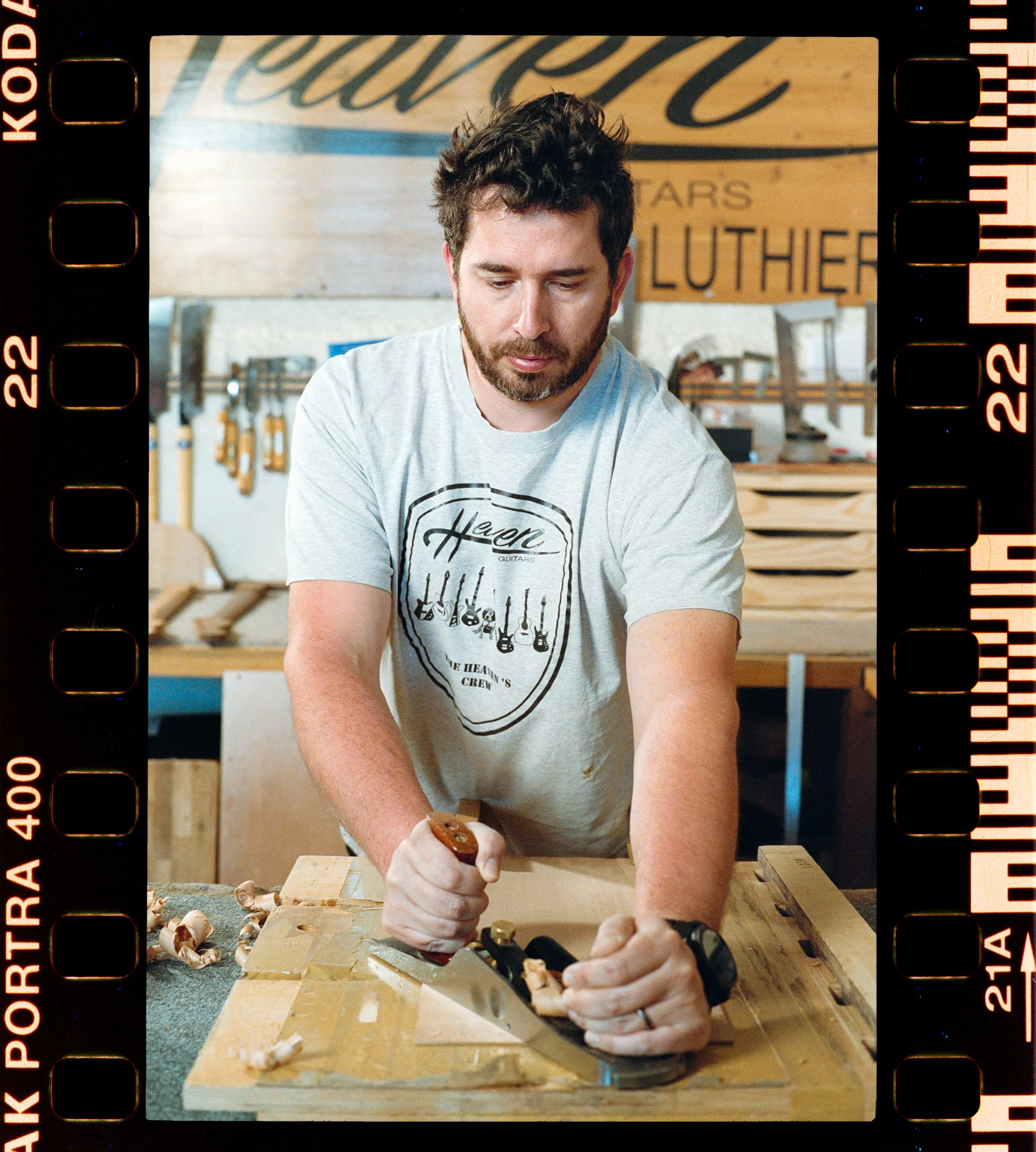 RFerand_C85_F3_Portra400_12-Heaven Guitars-HD.jpg