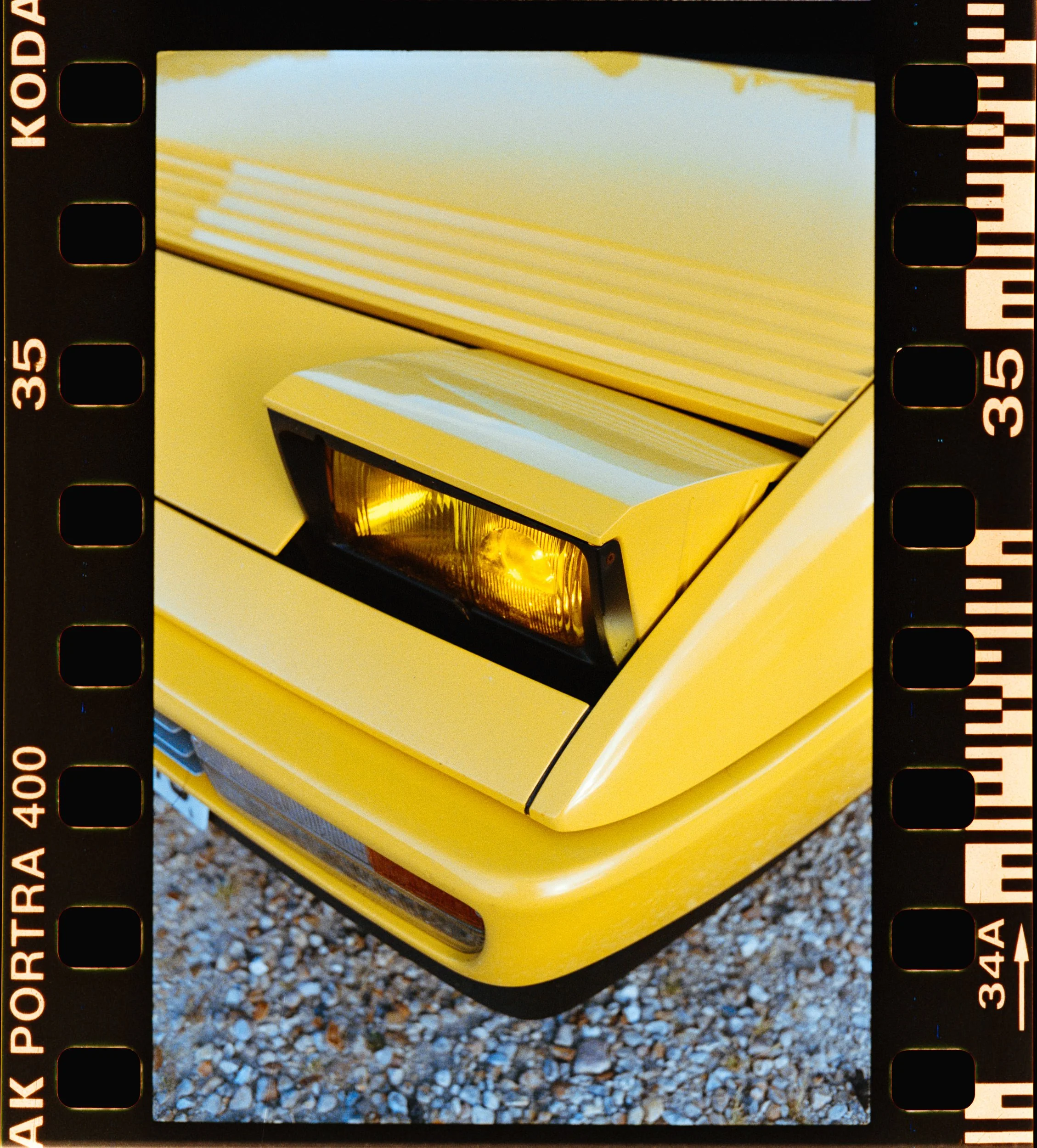 RFerand_C89_F3T_Portra400+1_35-Ferrari Mondial-T-SD.jpg