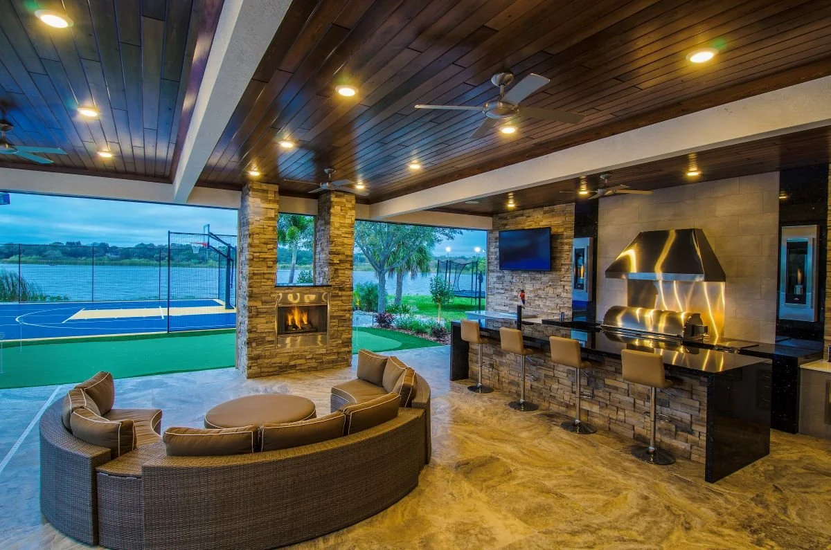 3 Must-Have Features to Elevate Your Florida Outdoor Living Experience ...