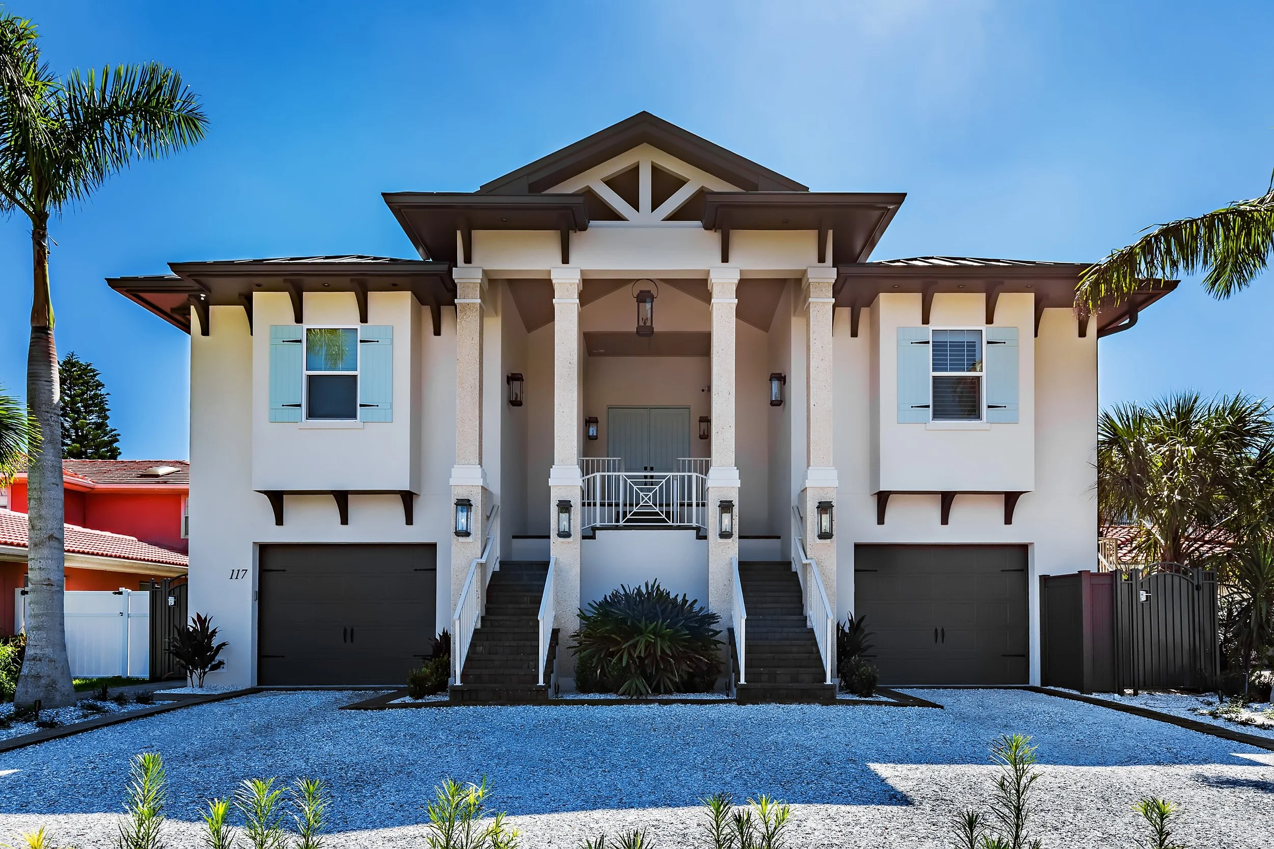 Home Remodeling St. Petersburg FL: Renovate or Build New?